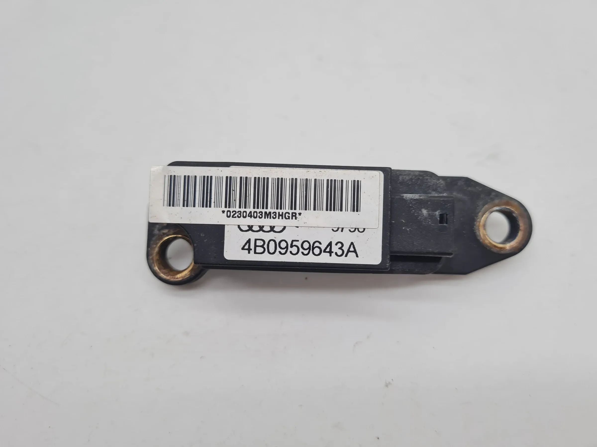 Original Audi A6 (4B2/4B4) Aufprallsensor Crashsensor Airbagsensor 4B0959643A