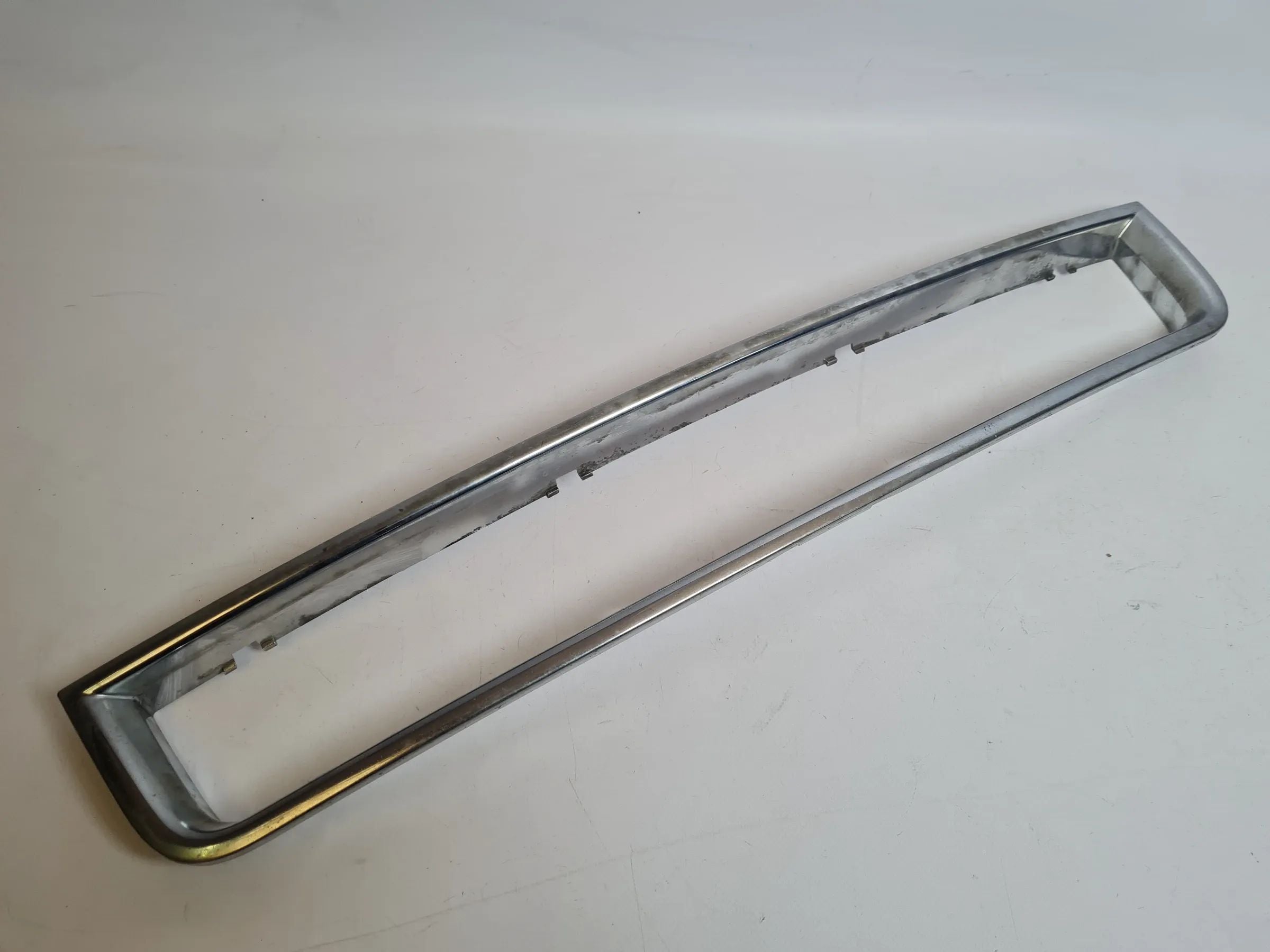 Original Audi A4 (8E/8H/B6) Chrom Blende Gitterblende Grill Vorne 8E0807647