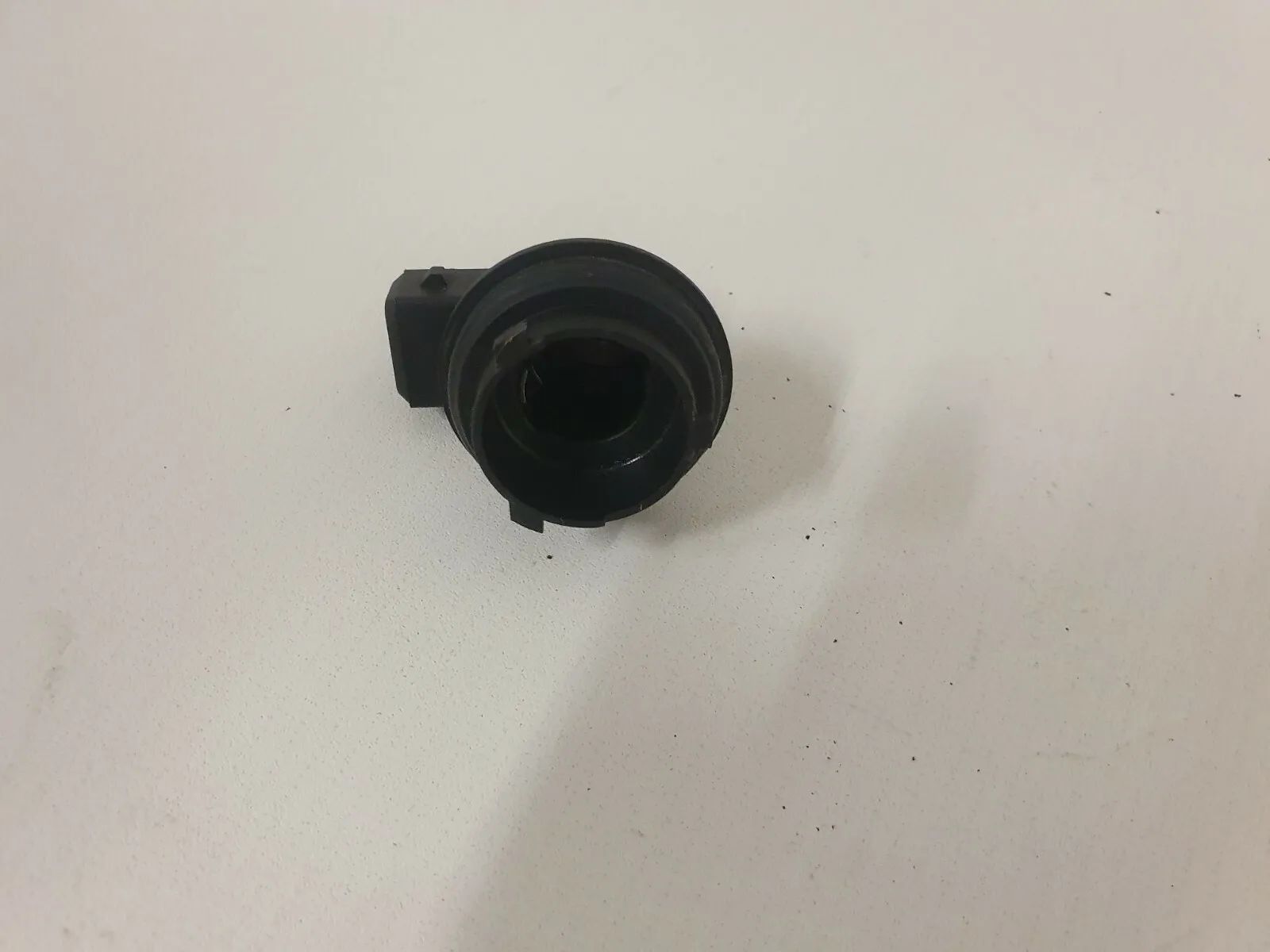 Oryginalny wewnętrzny uchwyt lampy Alfa Romeo 145 prawa lub lewa