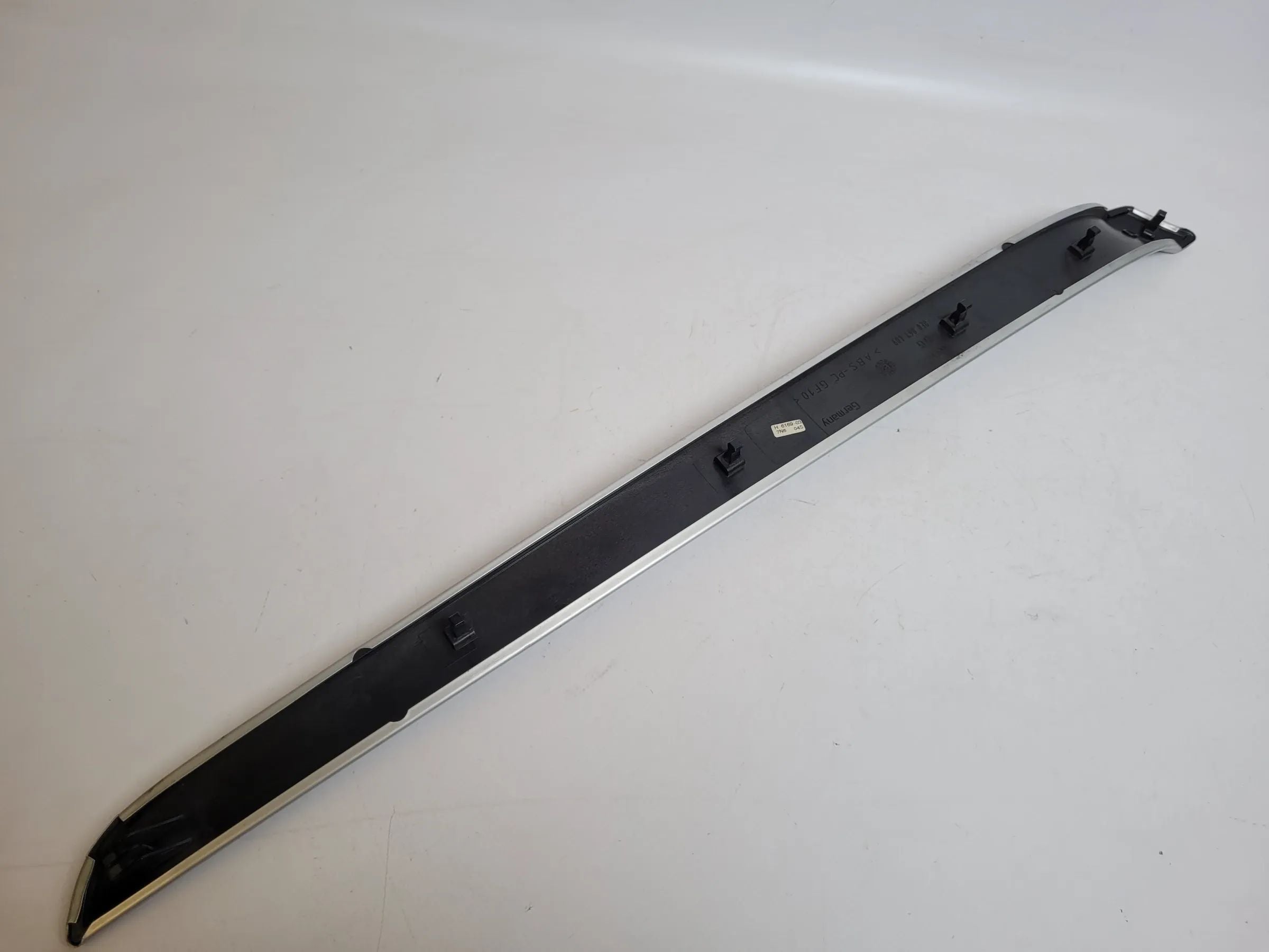 Original Audi A4 (S-Line) Dekorleiste Zierleiste Links Vorne 8E0867409