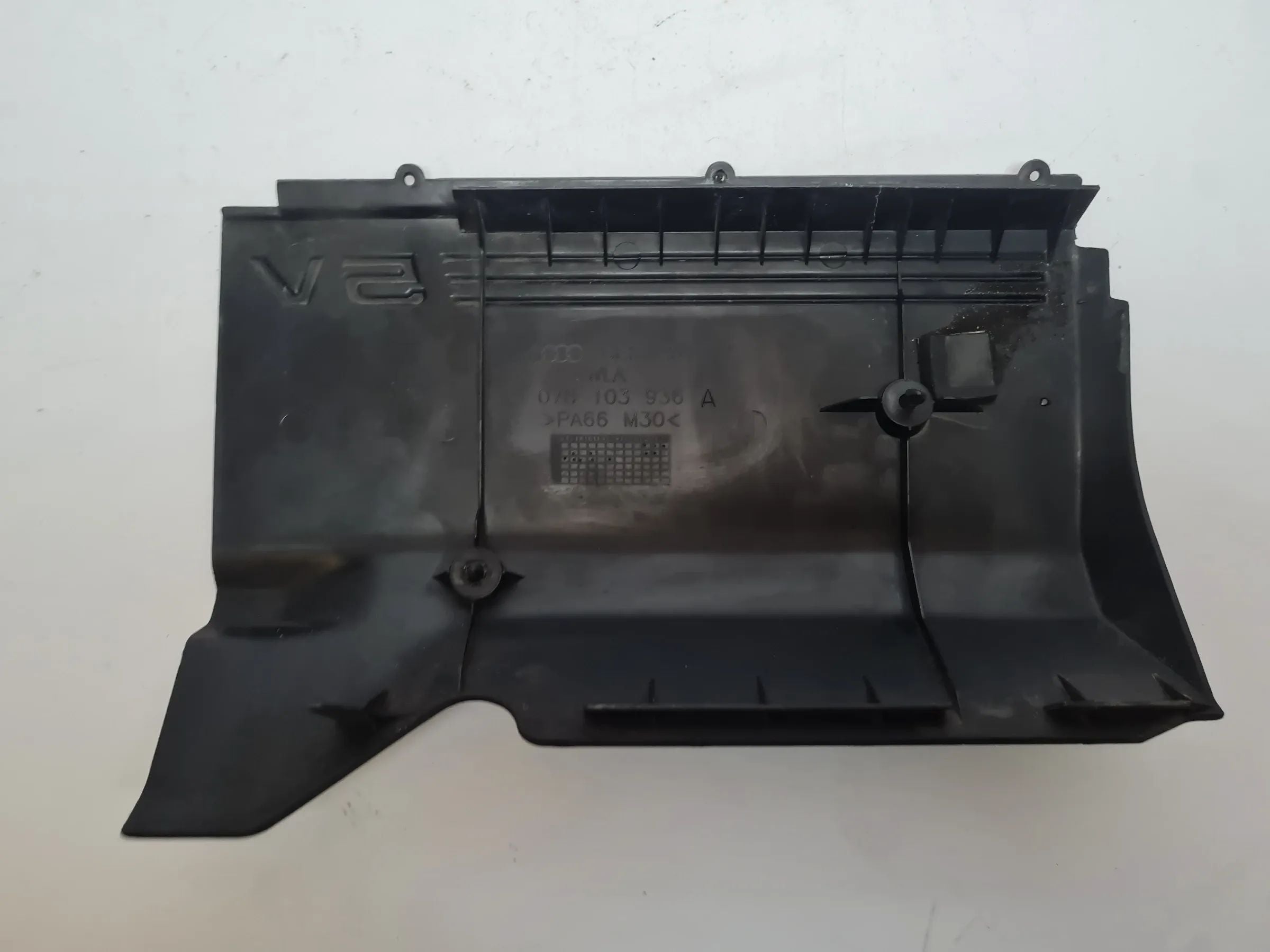 Original Audi A6 (4B2/4B4) 2.4 V6 Motorabdeckung 078103936A