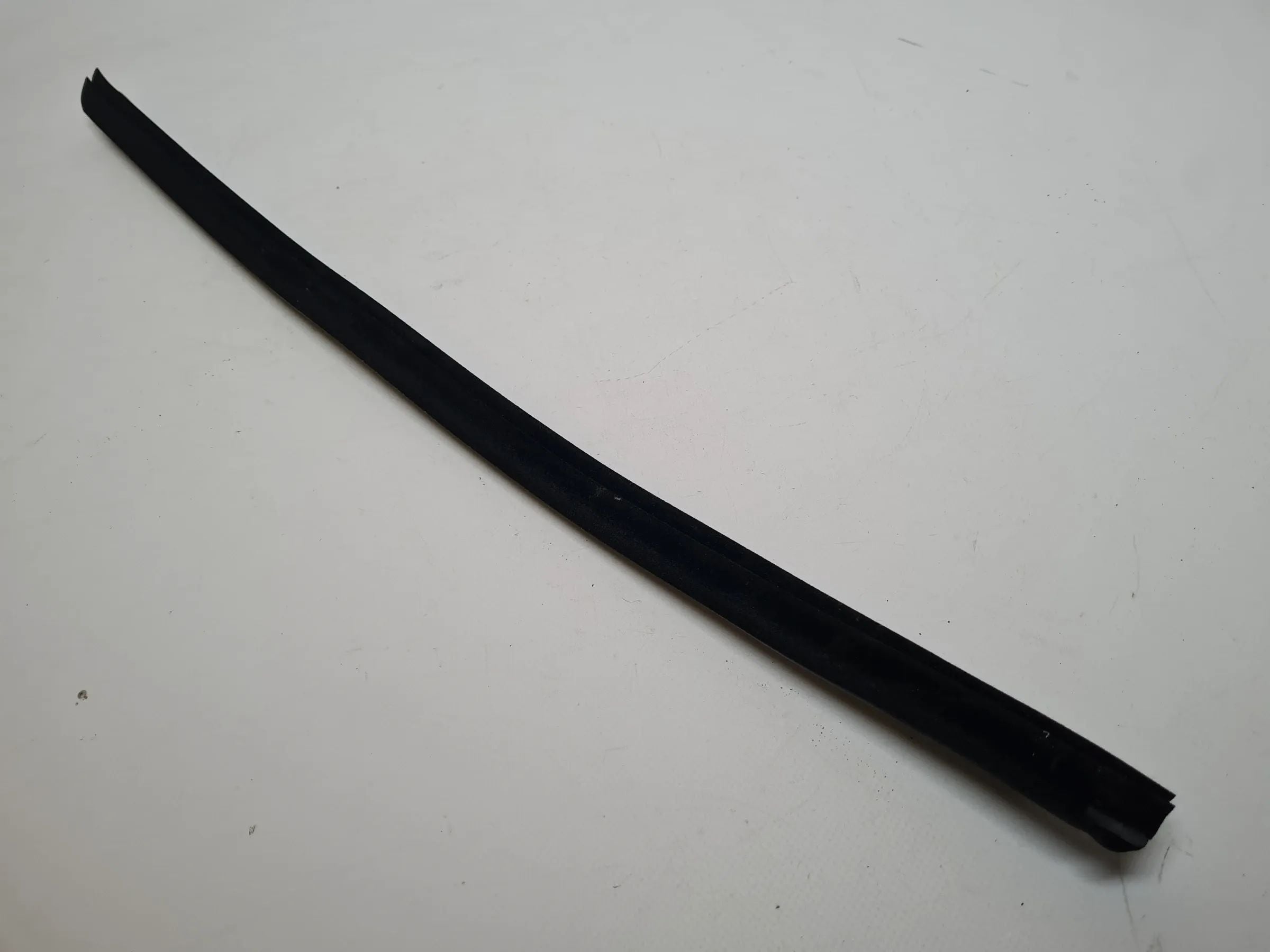 Original Audi A4 (8E/B6/B7) Tür Fenster Dichtung Leiste Rechts Hinten 8E0839480