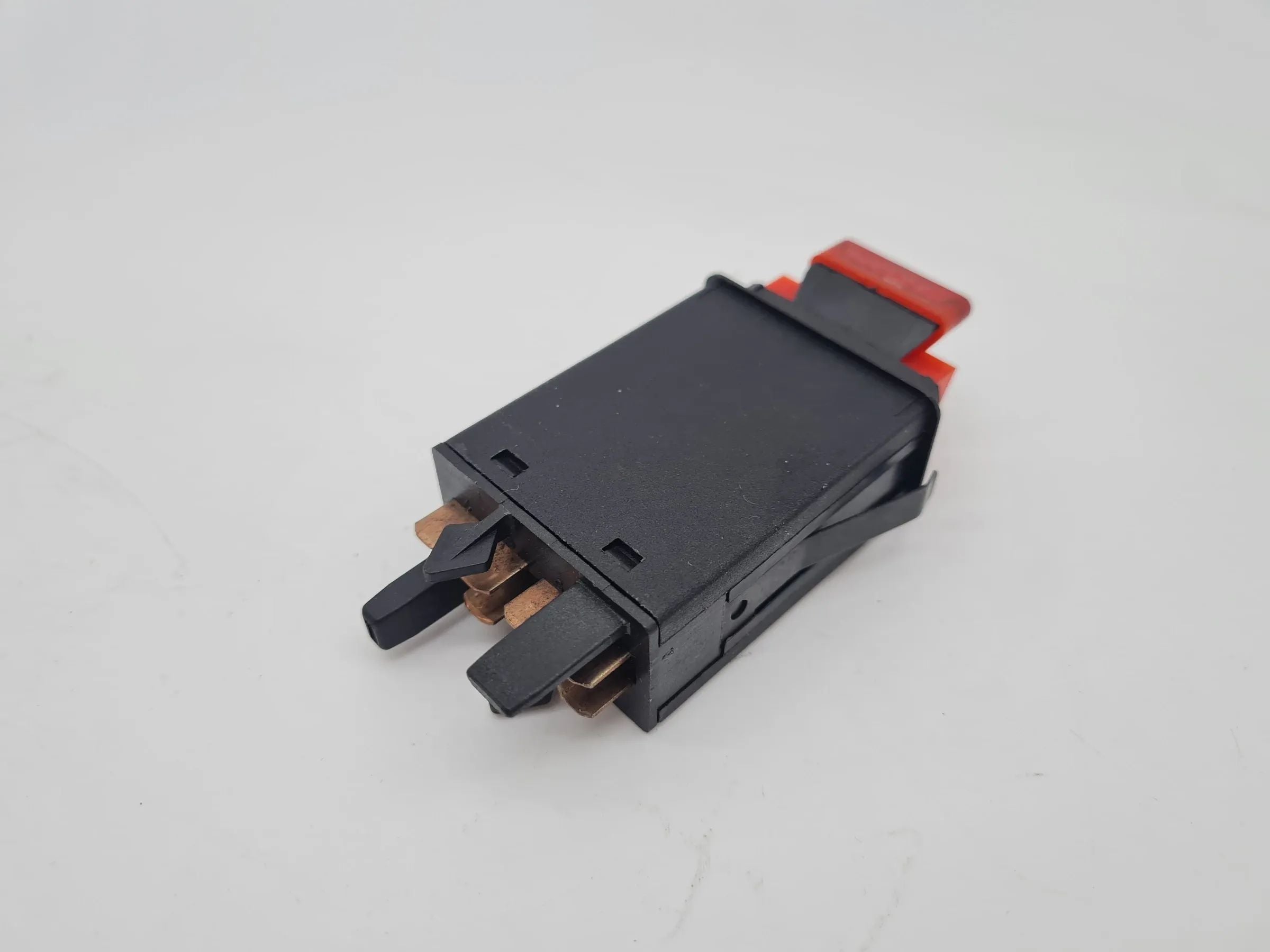 Original Audi A6 (4B2/4B4) Warnblinkschalter Warnblinker 4b0941509F