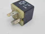 Original Audi A6 (4B2/4B4) Relais Multifunktionsrelais 431951253H