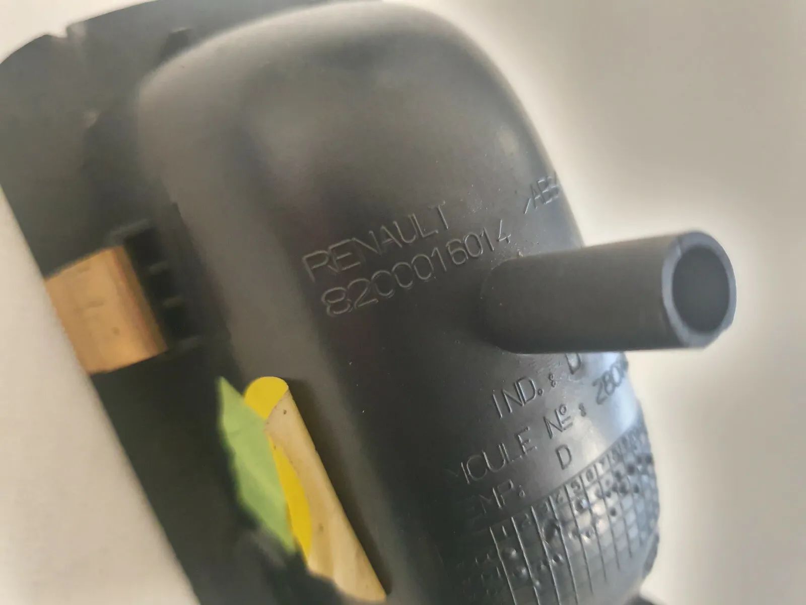 ルノー ラグナII 純正 フェンスターベーアシュタッカー 右リア フレーム 8200016014 K34