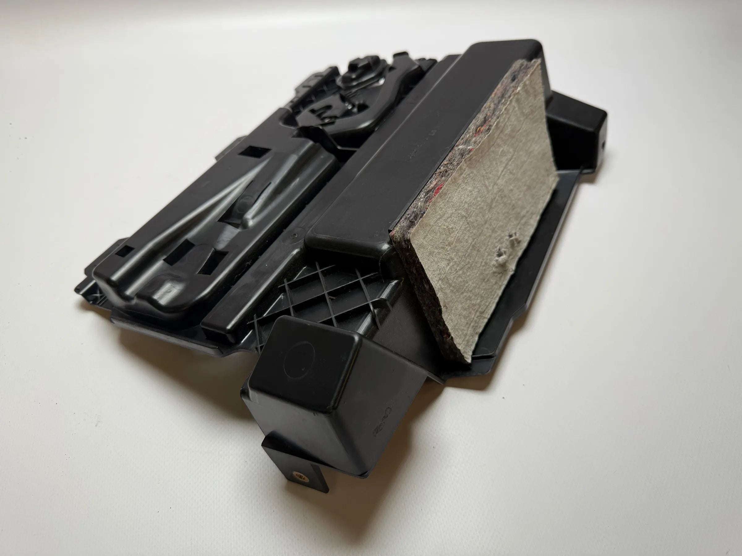 Оригинальный кронштейн держателя треугольника BMW E91 Touring инструмент 5147714185907 Auto-veritas