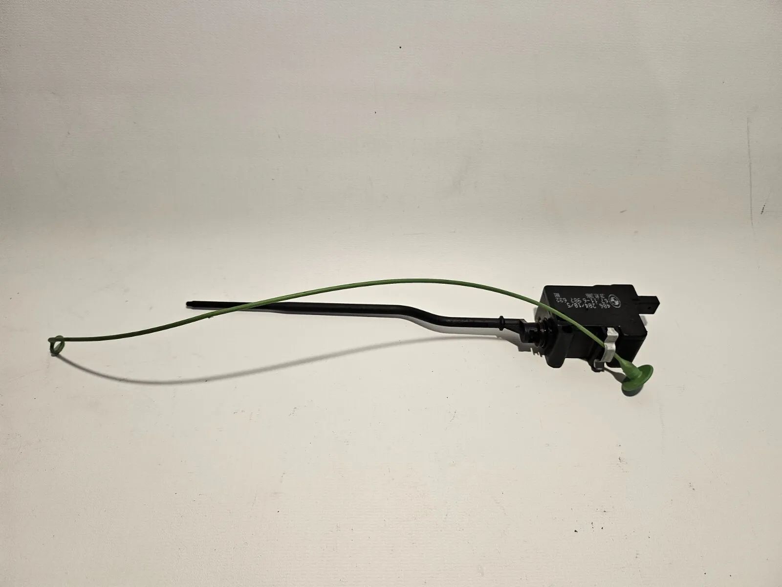 純正 BMW 3シリーズ E90 E91 タンクキャップ ステップルモーター 6987632