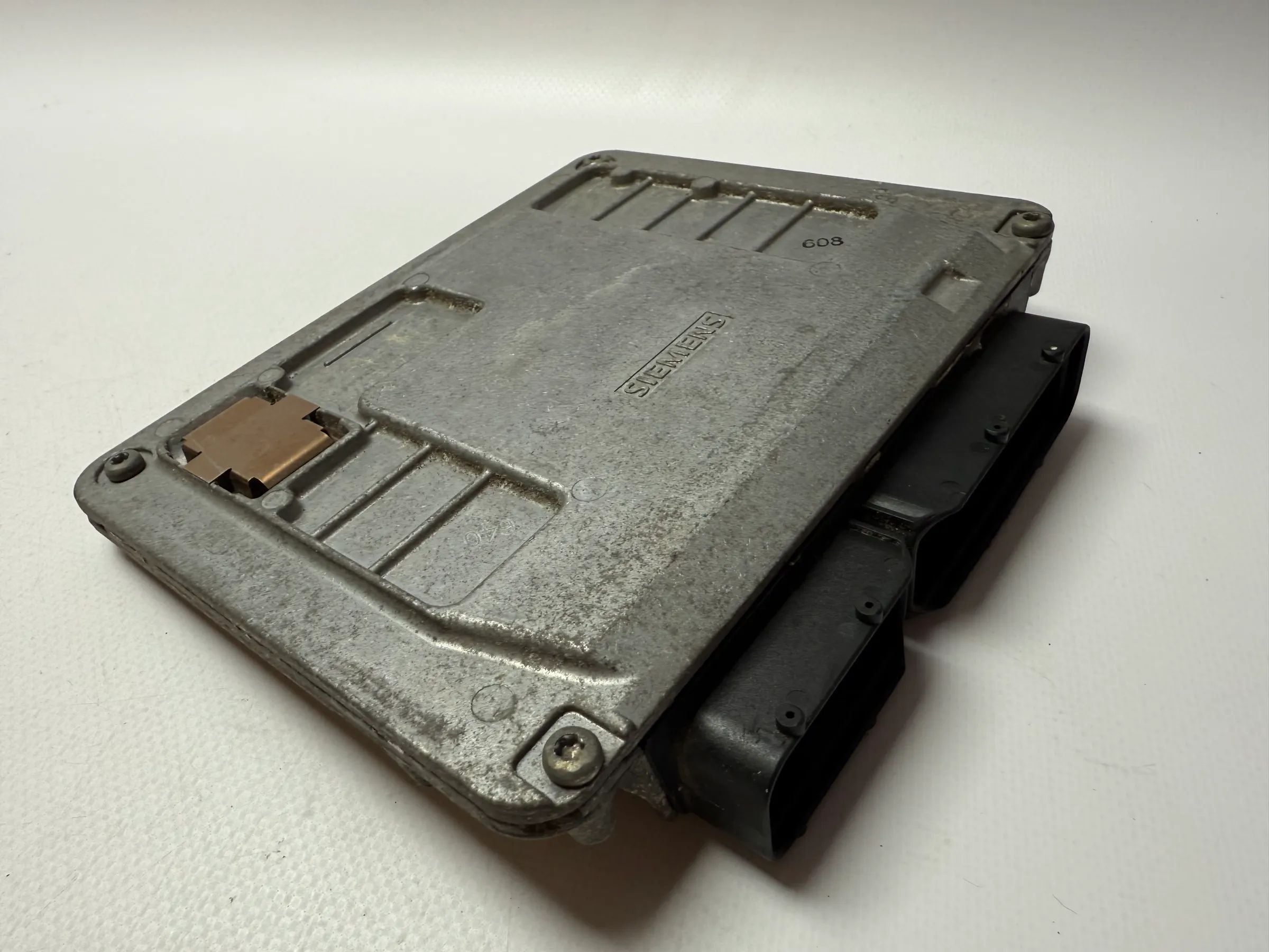 Original VW Polo 9N 1,2 40kW 2004 Calculateur moteur 03D906032C / 5WP40124 07