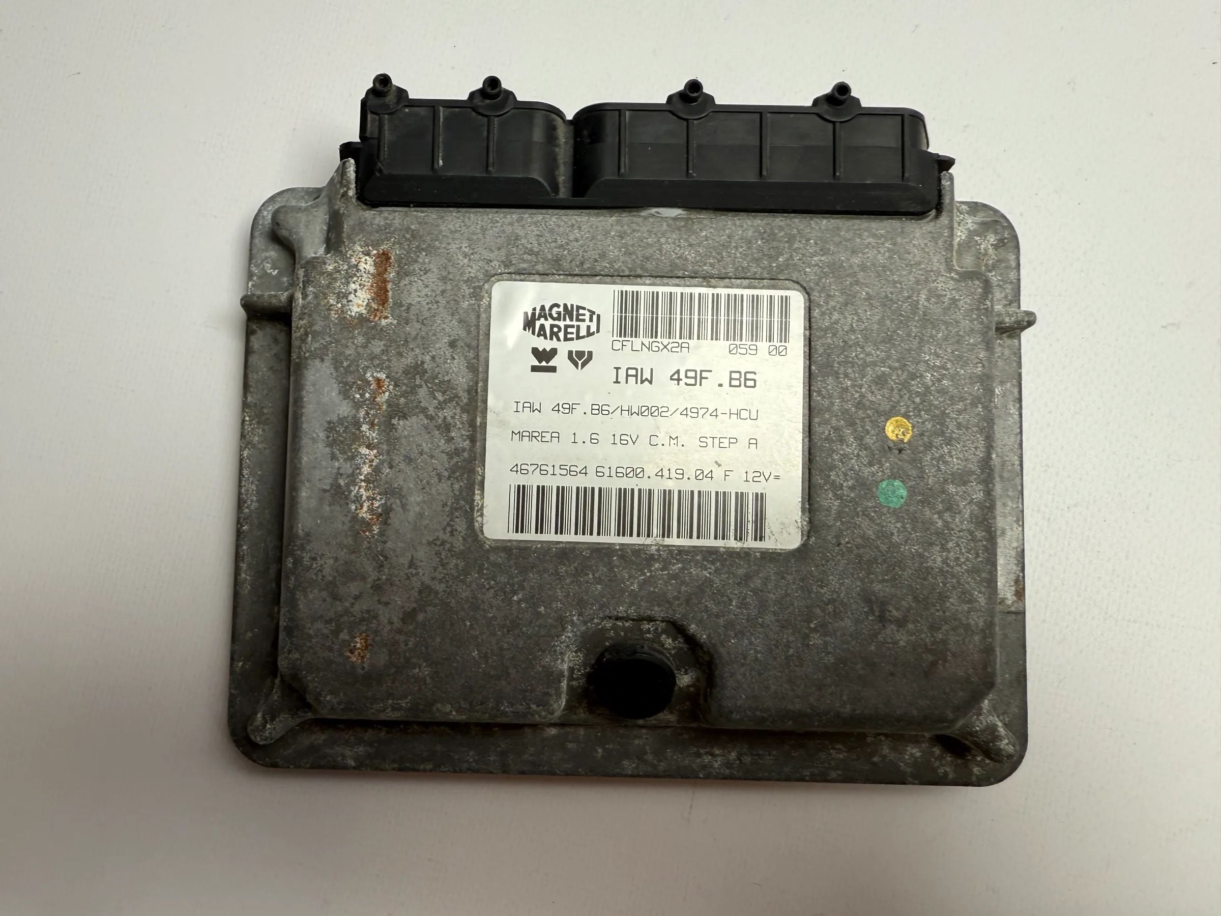 Oryginalna jednostka sterująca silnika Fiat Marea 185 1.6 16V 103KM 46761564 IAW 49F.B6