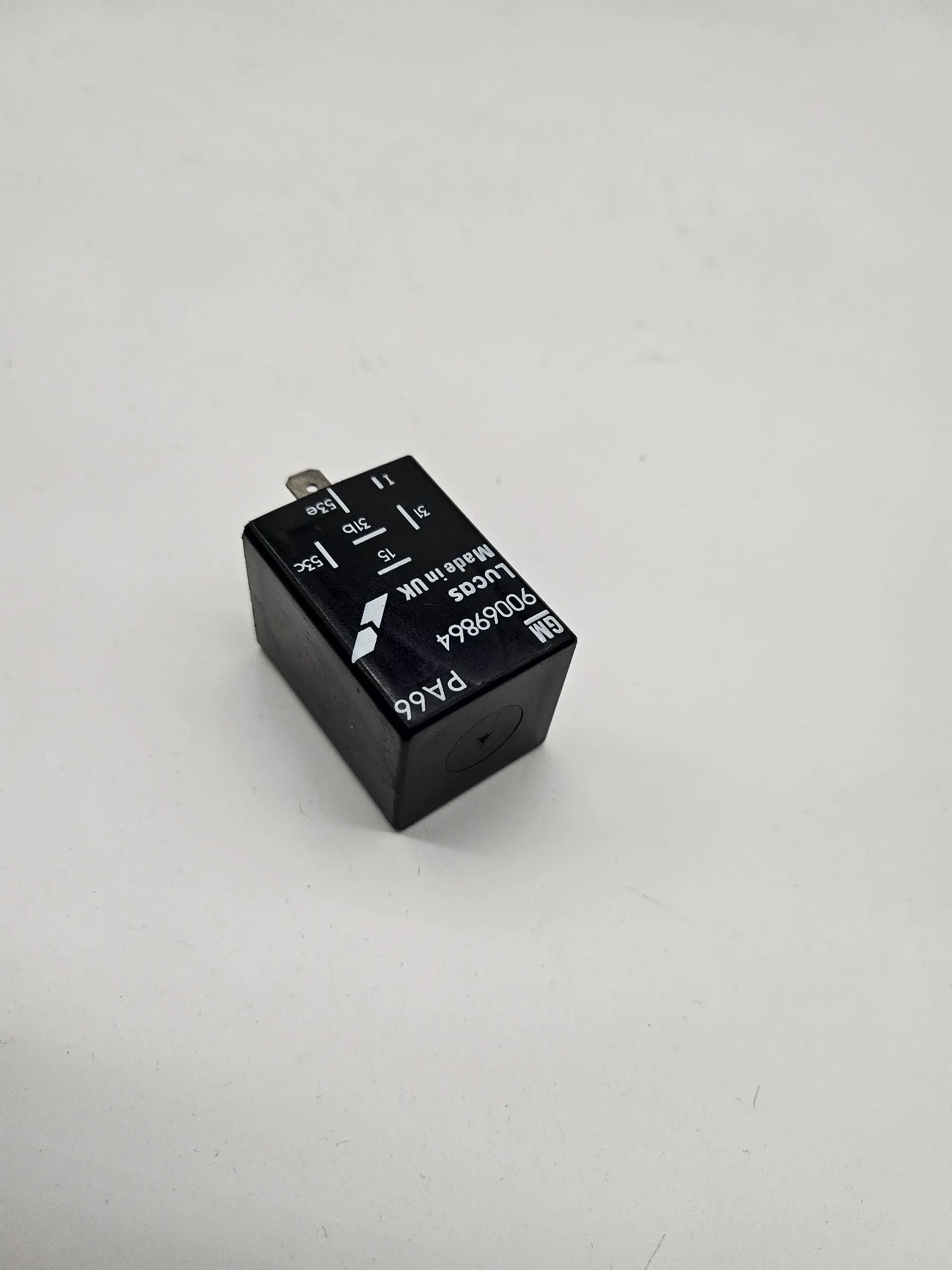 Relais d'essuie-glace Opel Corsa B Astra Agila A 90069864