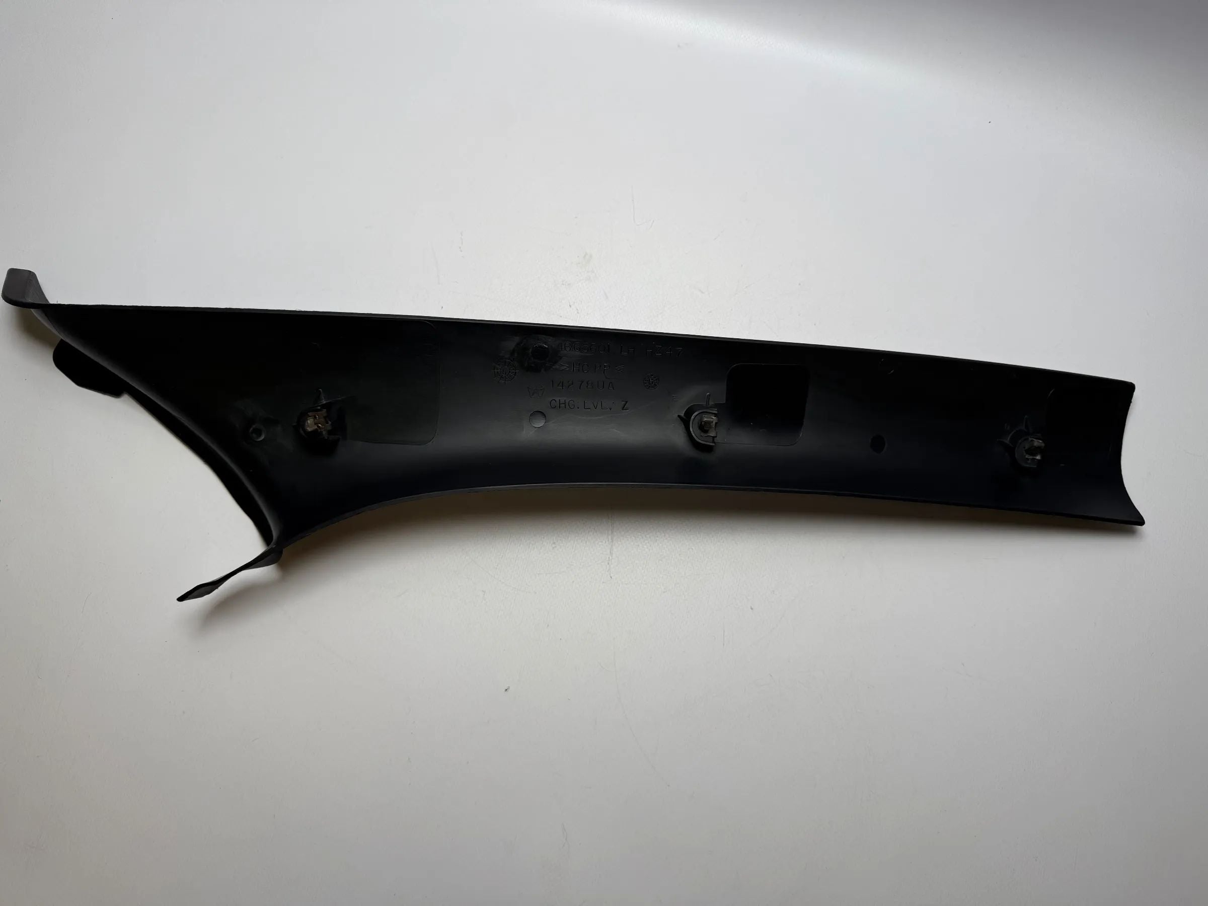 Original 96-00 Chrysler Sebring Cabriolet Cache Colonne Gauche 4665601 LH