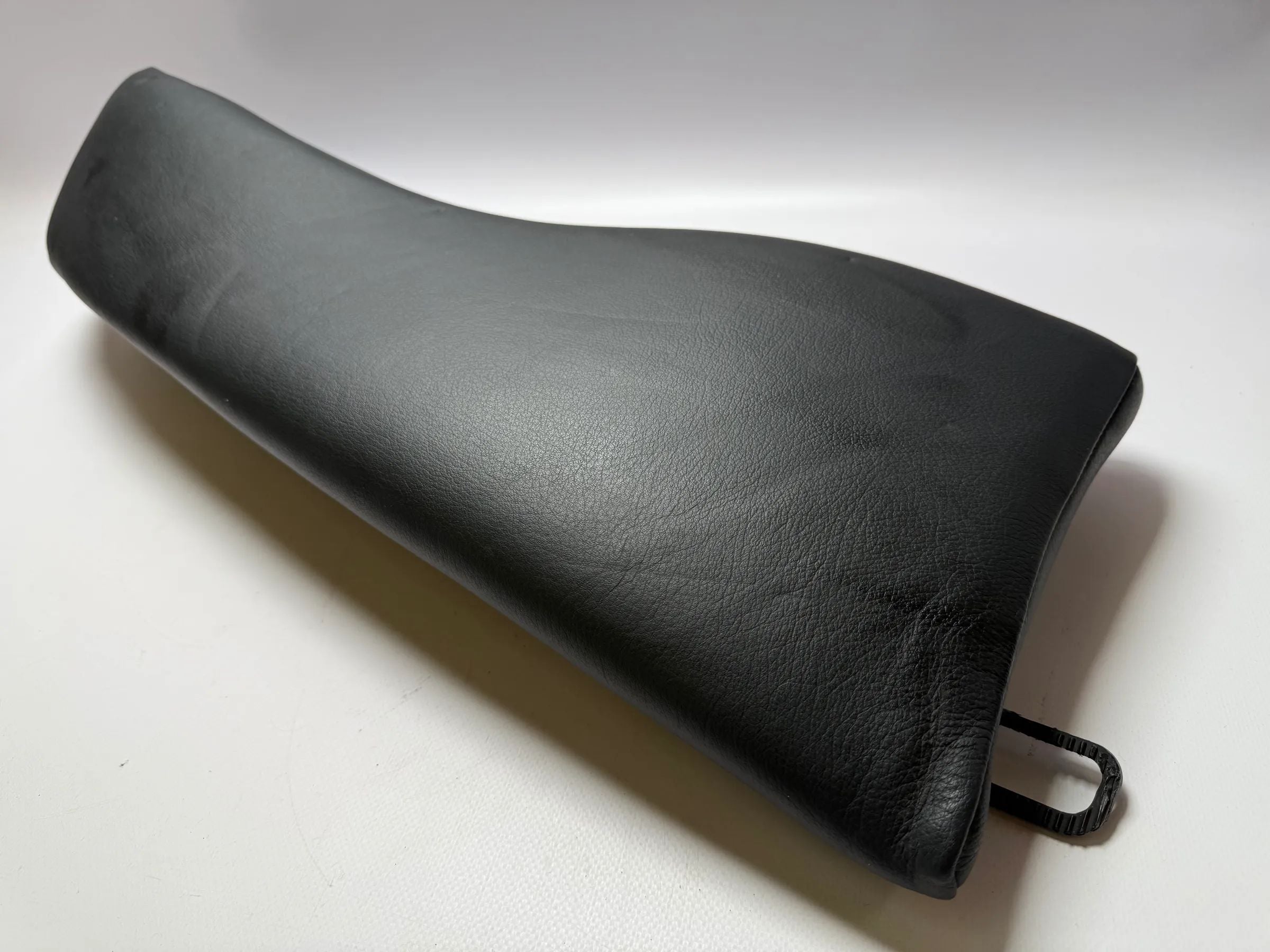 Orijinal BMW E 36 Kompakt Yan Yastık Gerçek Siyah Deri 8189860 / 807115