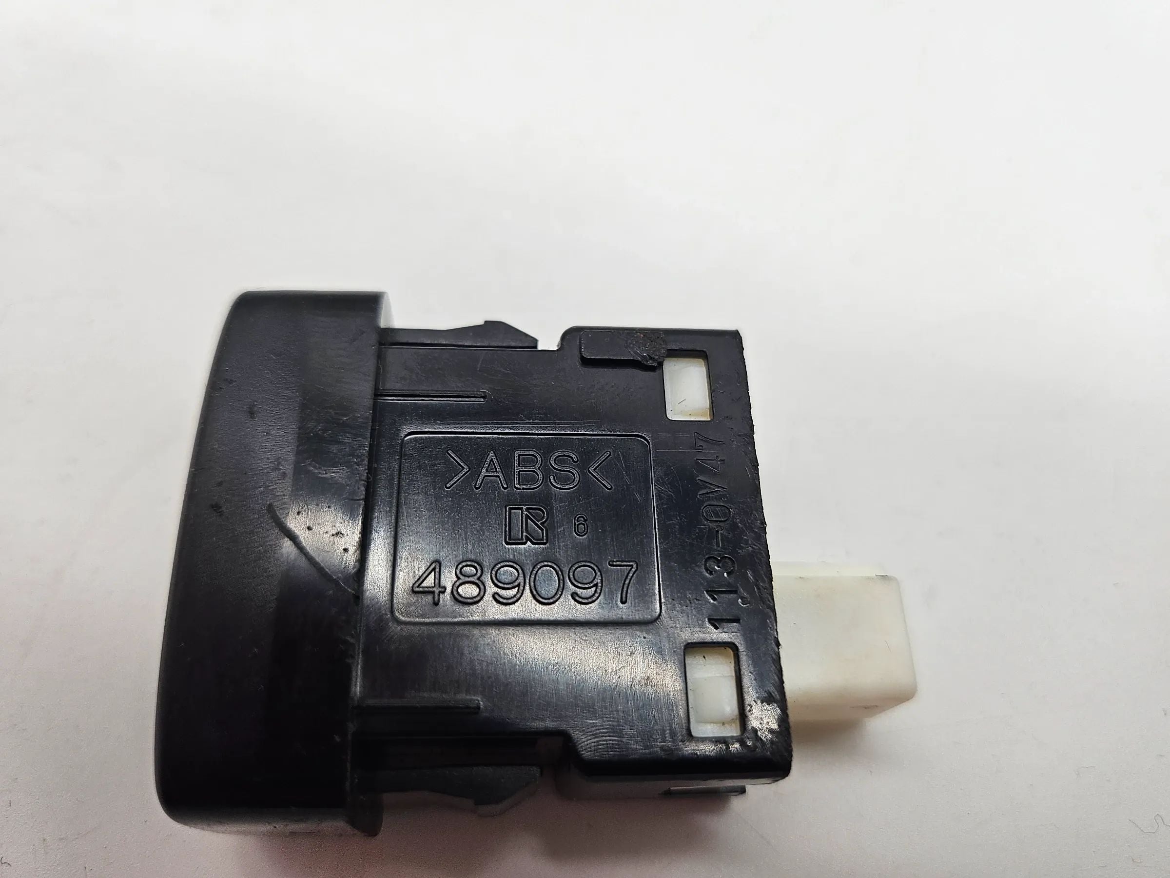 Oryginalny przełącznik centralnego zamka Daihatsu Cuore Bj 2004 489097