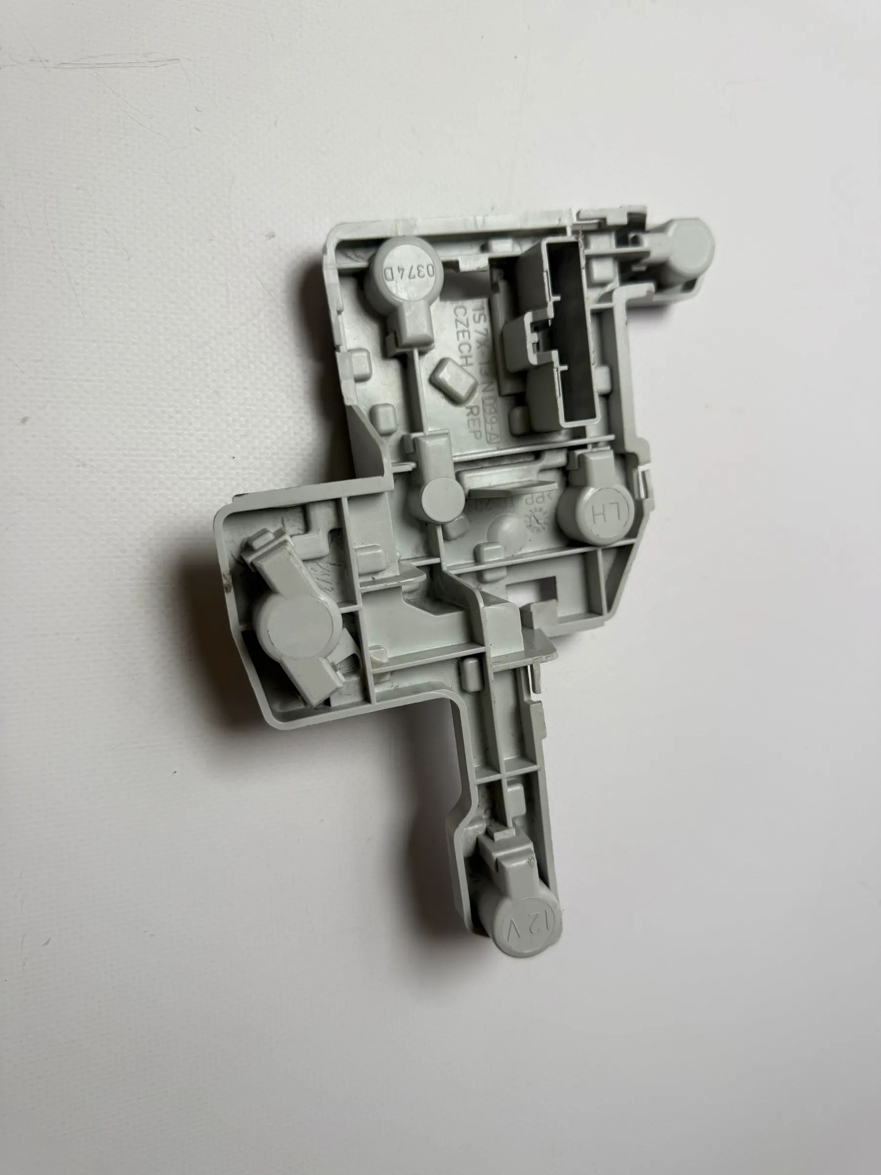 Original Ford Mondeo 1.8 Turnier B5Y/B4Y/BWY Suporte da Lâmpada Esquerdo 1S7X-13N099-A