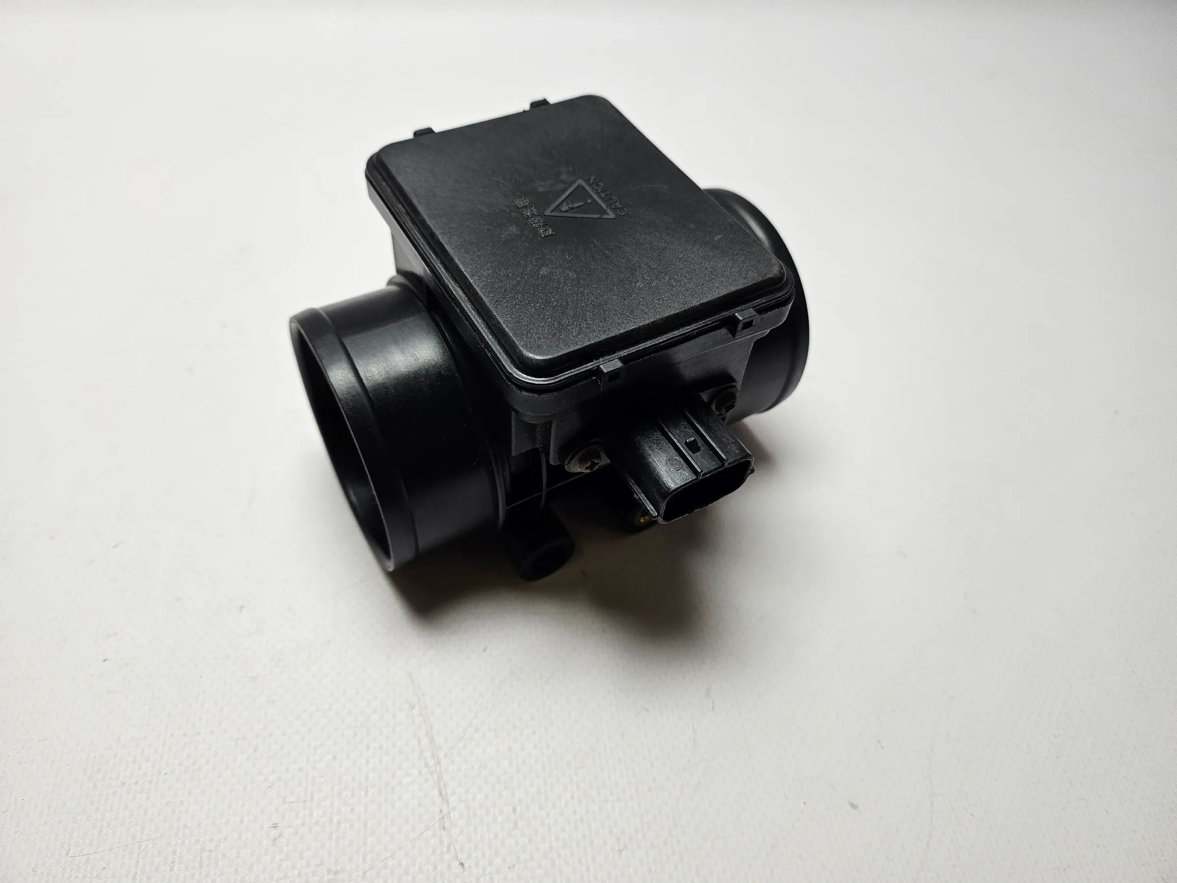 Original Mazda Demio 1.4 DW Medidor de masa de aire B34M E5T52171