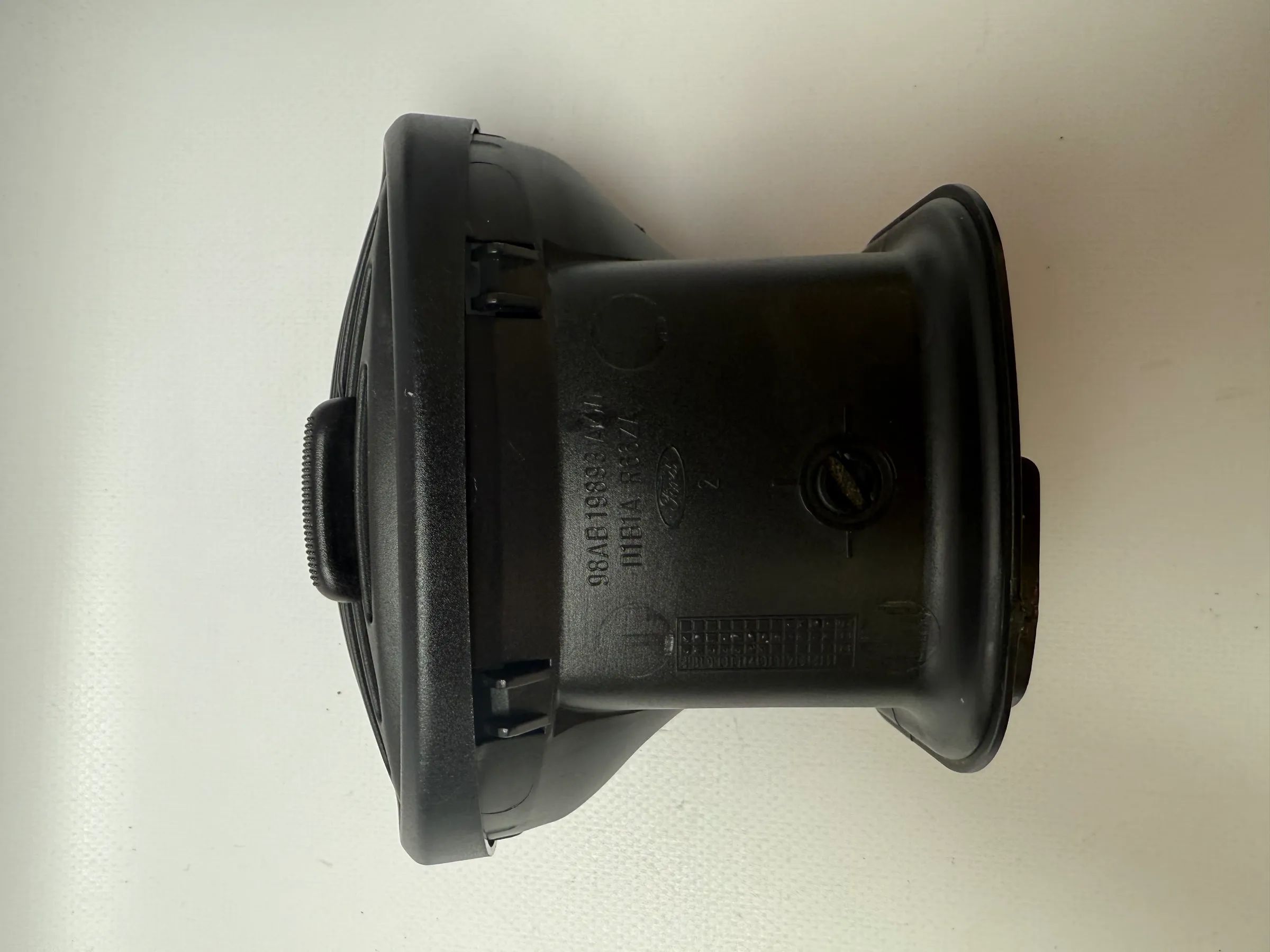 อะไหล่แท้ Ford Focus MK1 98AB19893AKW / D1B1A R66ZA ช่องลมแอร์