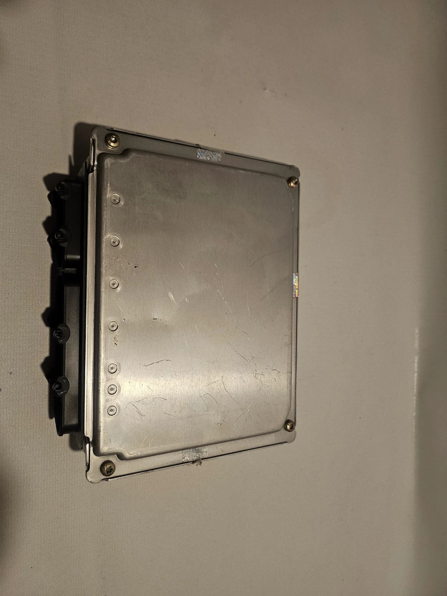 Oryginalna pompa sterująca silnikiem Audi A4 (8D) 2.4 ALF 4B0907552F 121KW 0261204812