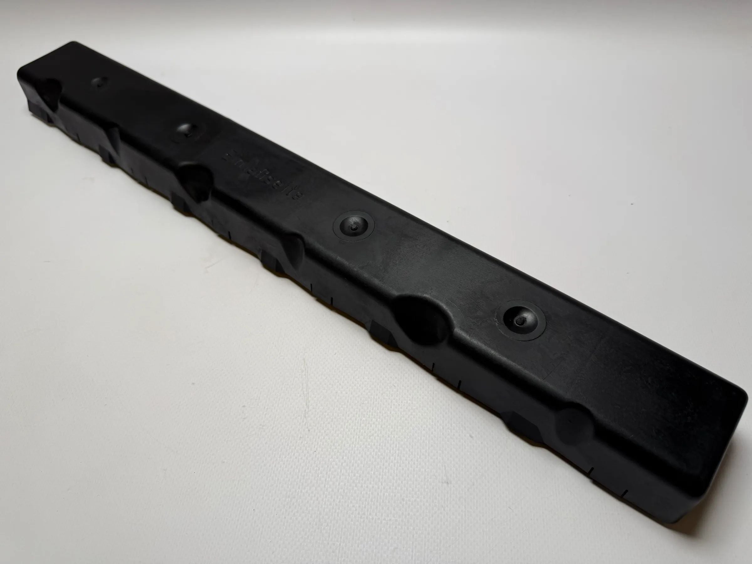 Оригинальная крышка клапанов BMW 3 E36 1995 бензин 110 кВт 1720594 BEW4243