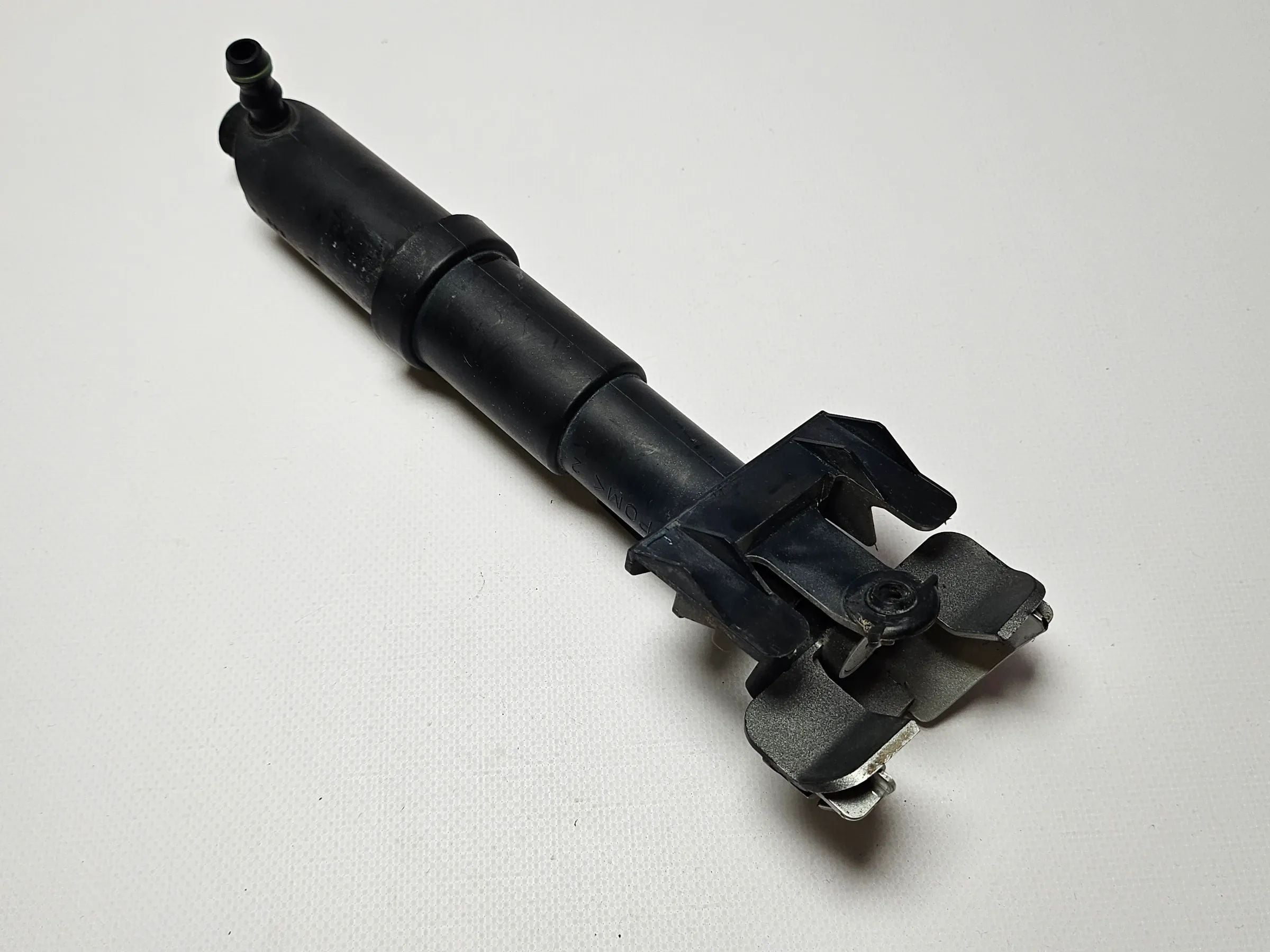 Injecteur d'origine Mercedes W210 Classe E Pompe de lavage phare droit 2108600647