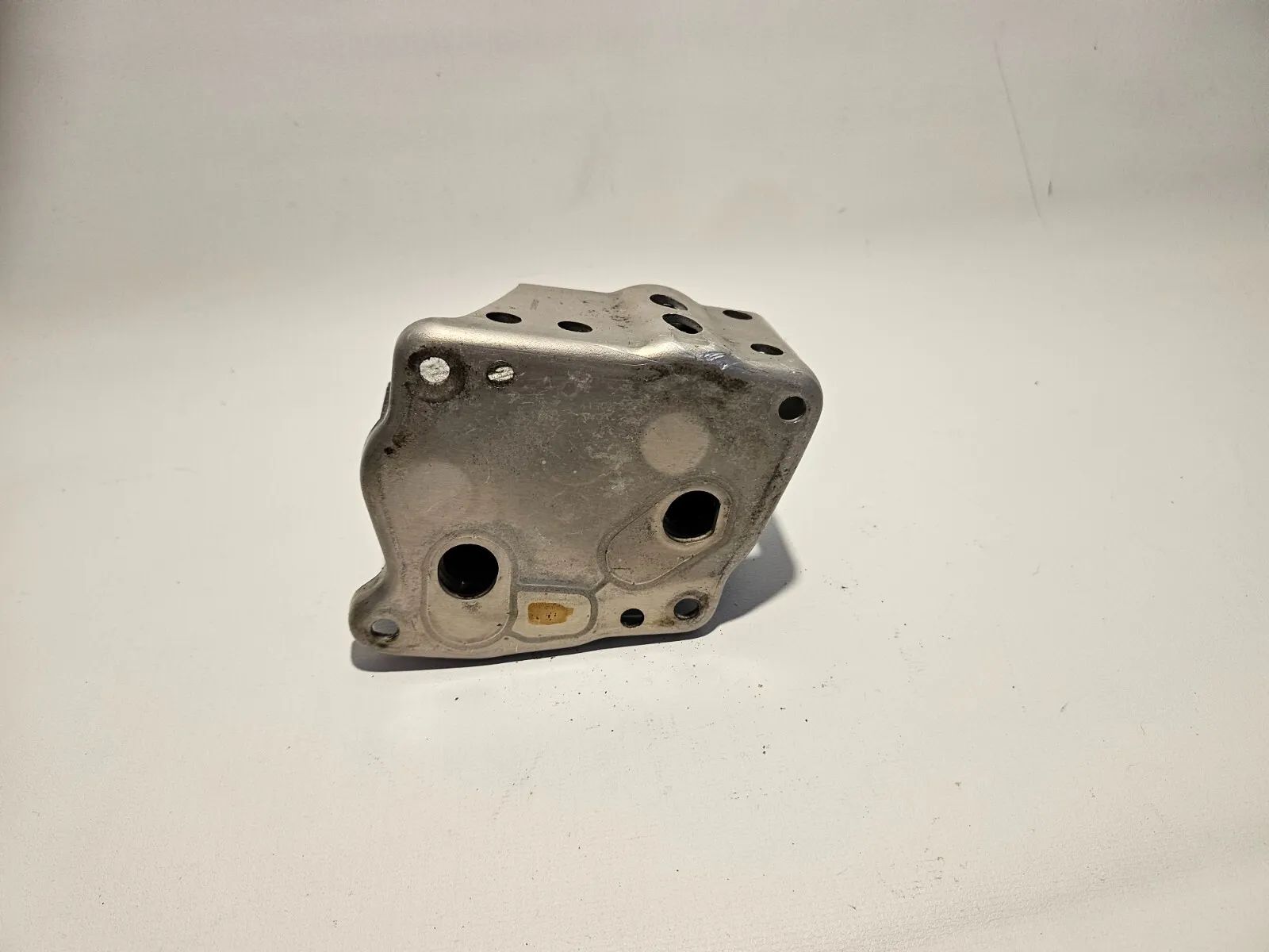 อะไหล่แท้หม้อน้ำออยล์ BMW 3er E90 E91 E92 E93 320i 2.0 เบนซิน N43B20A B8316000