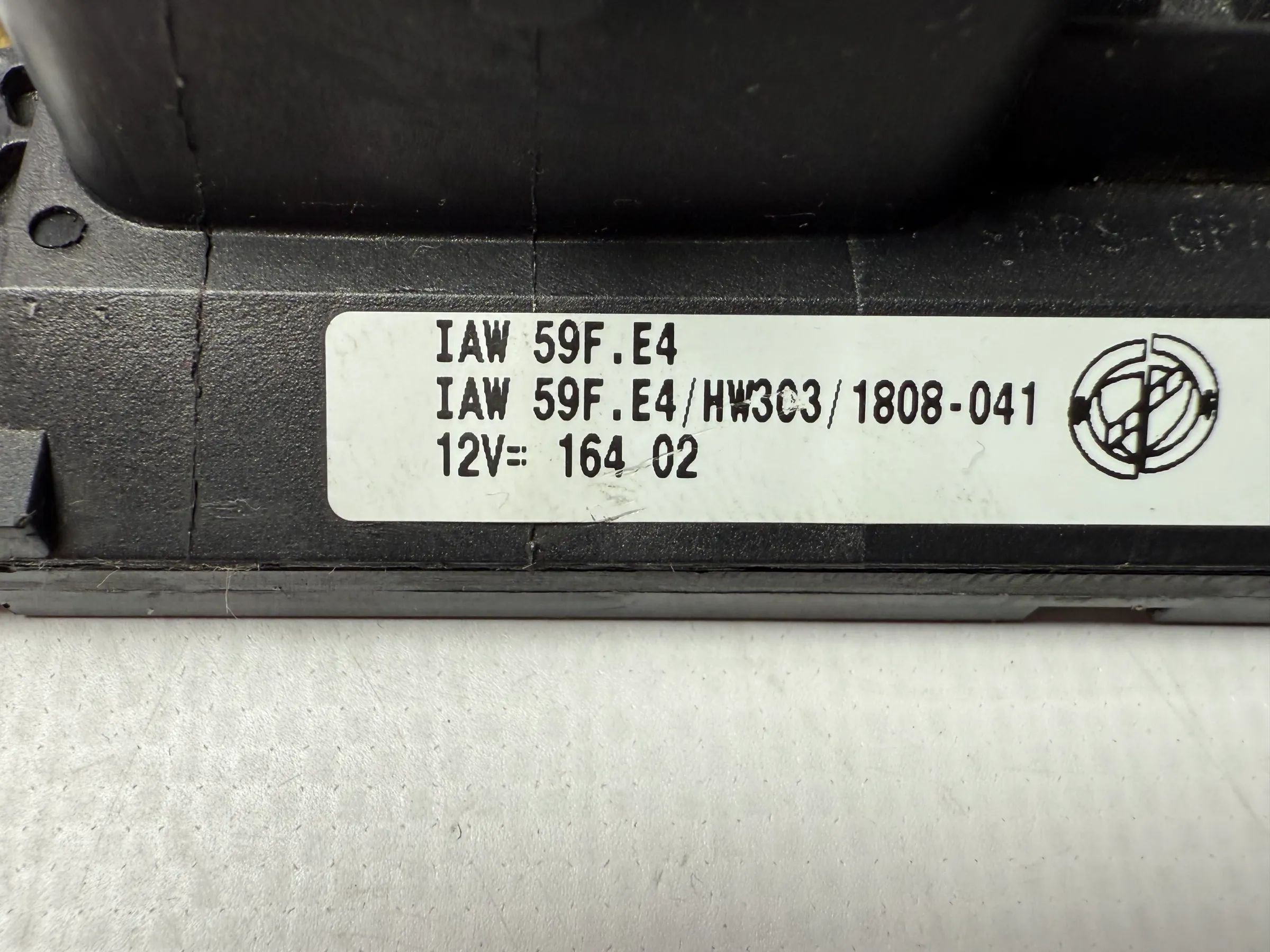 Original Fiat Punto 188 Motorsteuergerät 55181150 / IAW59F.E4