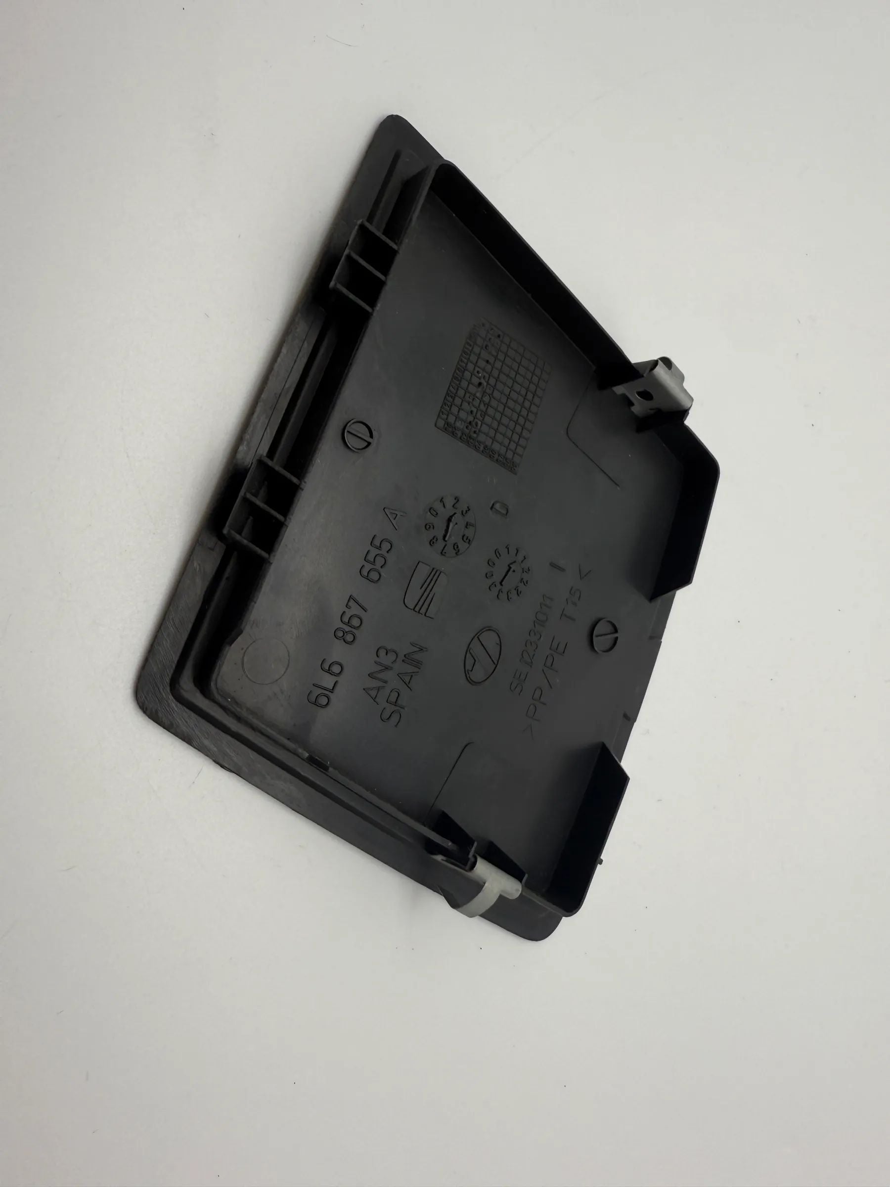 Original Seat Ibiza III 3 Maintenance Flap Cover Tailgate Left 6L6867655A