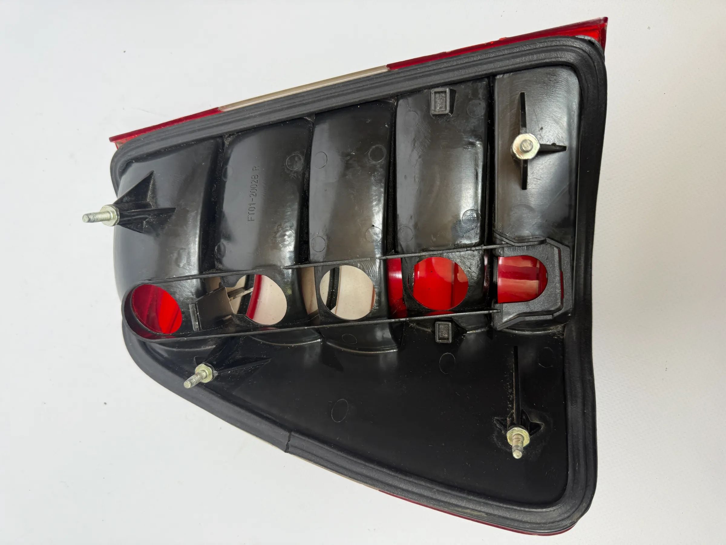 Mercedes-Benz E-Klasse (S124/W124) Rück- & Bremsleuchte Rechts FT01-2002B R