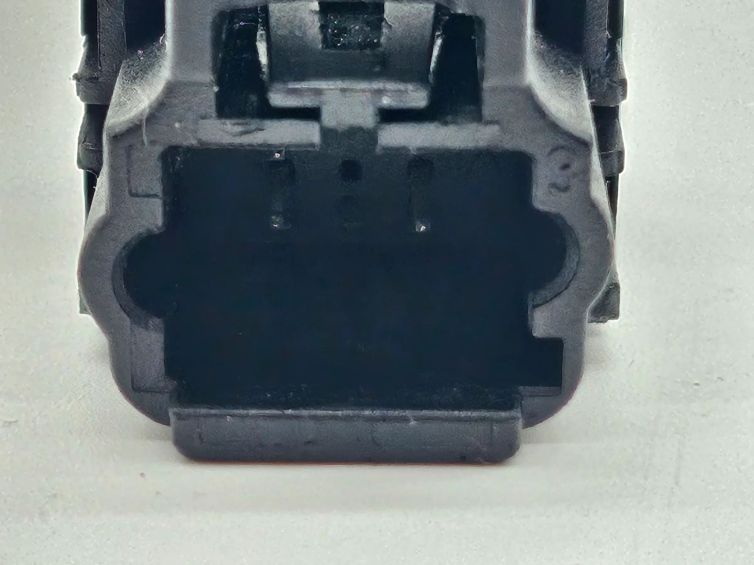 Original Peugeot 607 Limousine Heckscheibenjalousie Schalter 96296487XT