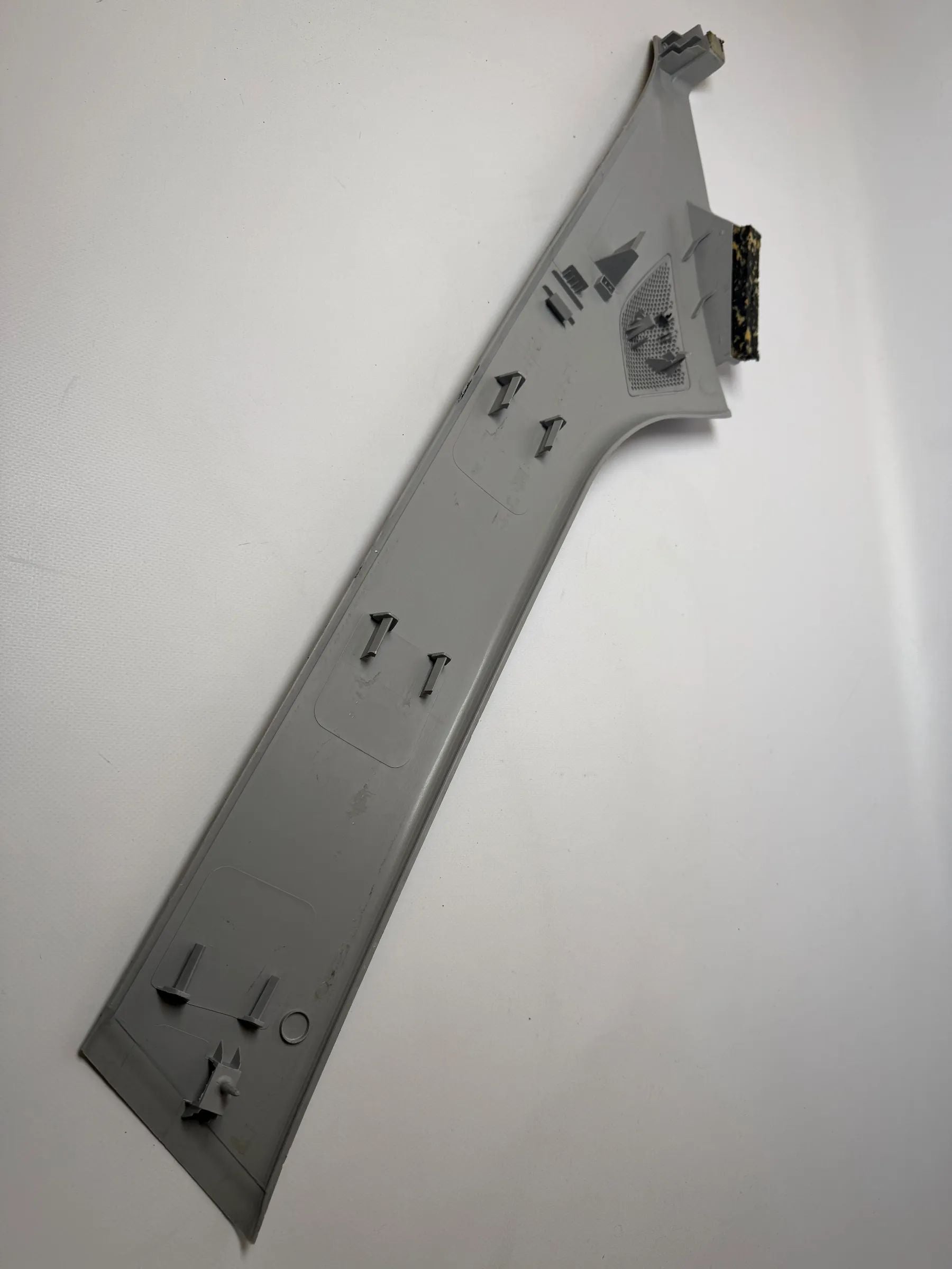 Oryginalna osłona słupka A prawa Fiat Ducato C.-Jumper P.-Boxer 1311375070 DX