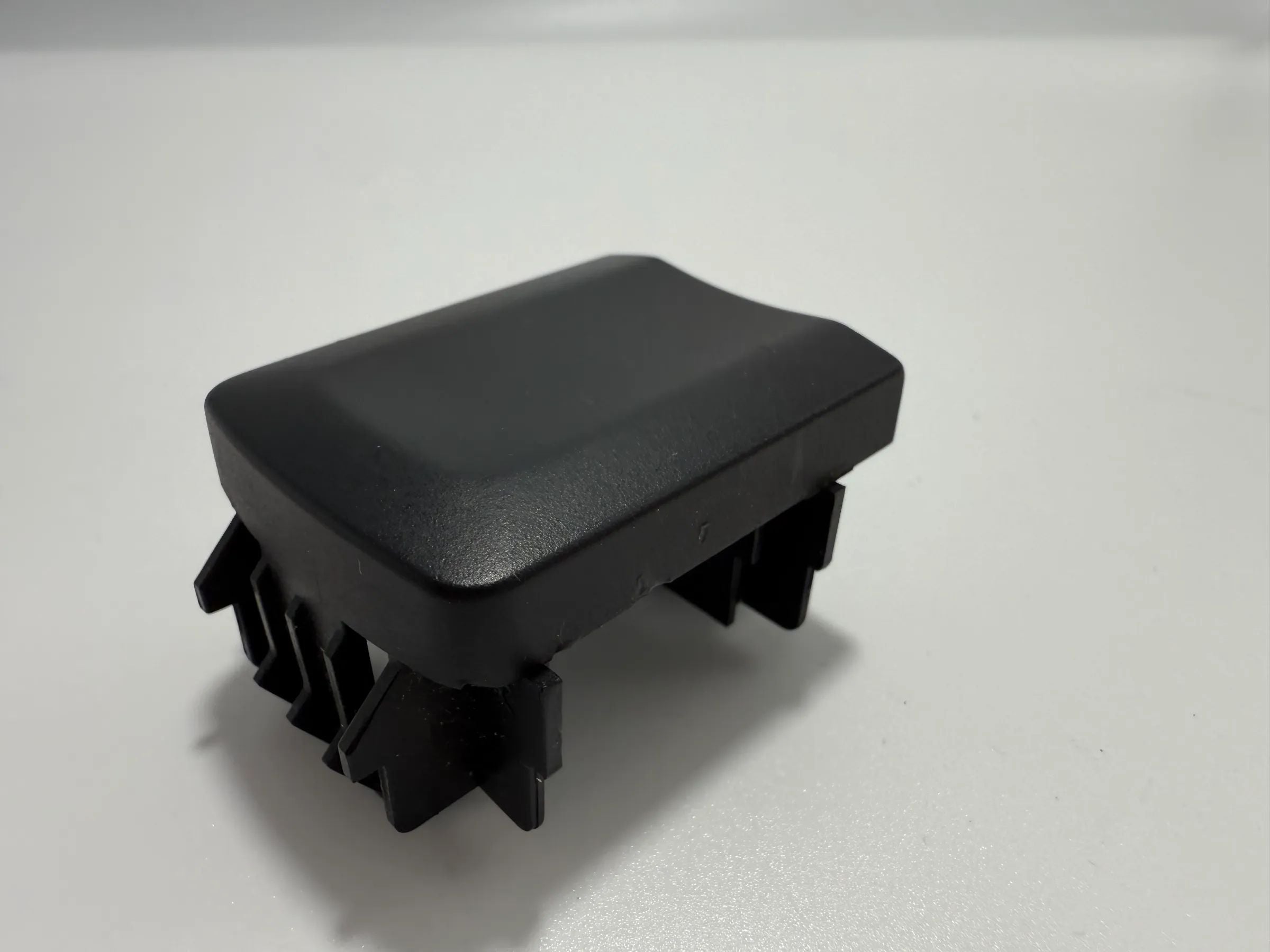 Oryginalna Audi A3 8L Ramka Przełącznika Przycisku Zakrywkowego Dummy 8L0941515A