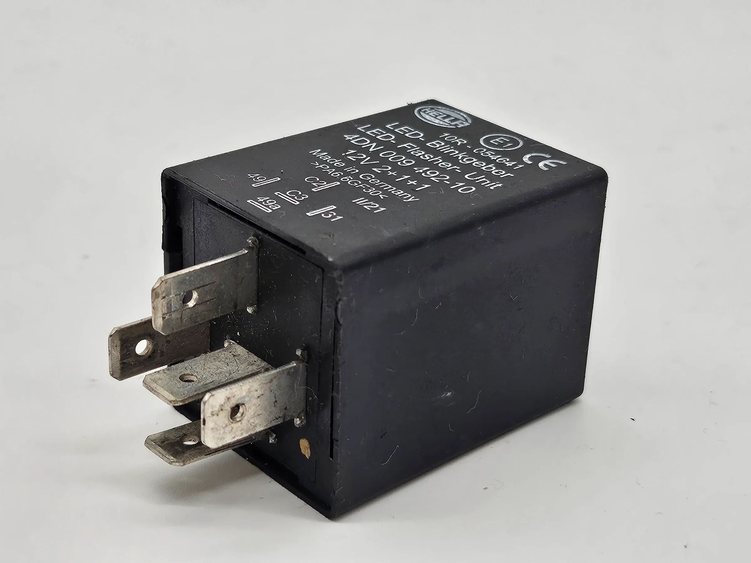 Original HELLA Blinkgeber LED gesteckt 5-polig  4DN009492-10