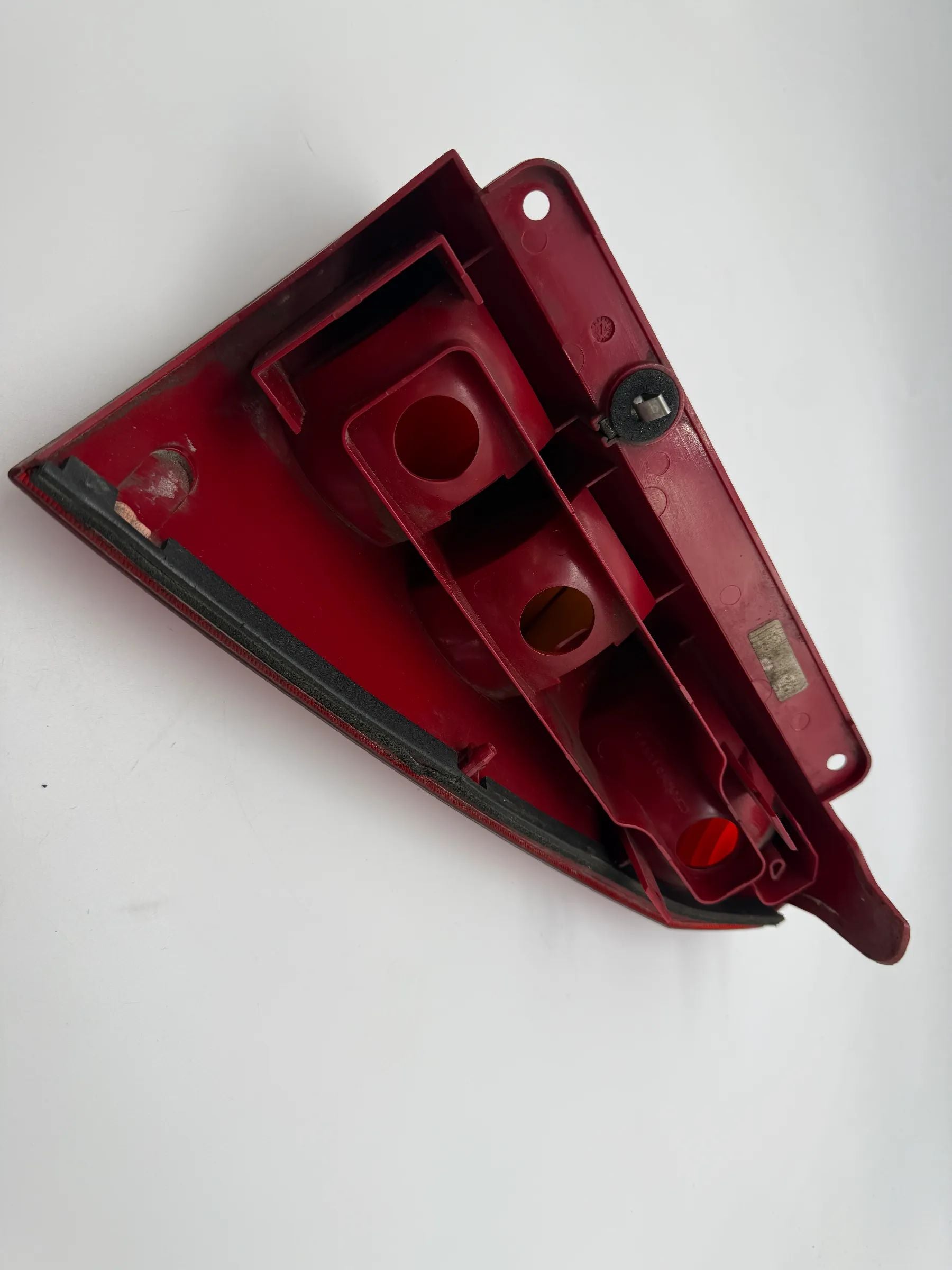 Original Ford Focus 1 I (DAW/DBW) Rückleuchte / Rücklicht Links XS41-13405-AD