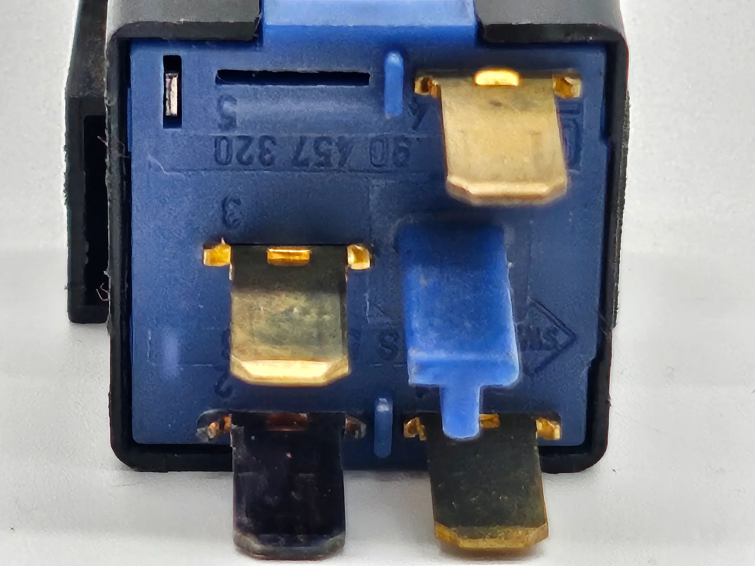 Opel Vectra B Omega B Klimaschalter Schalter UMLUFT Klima Klimaanlage 90457320