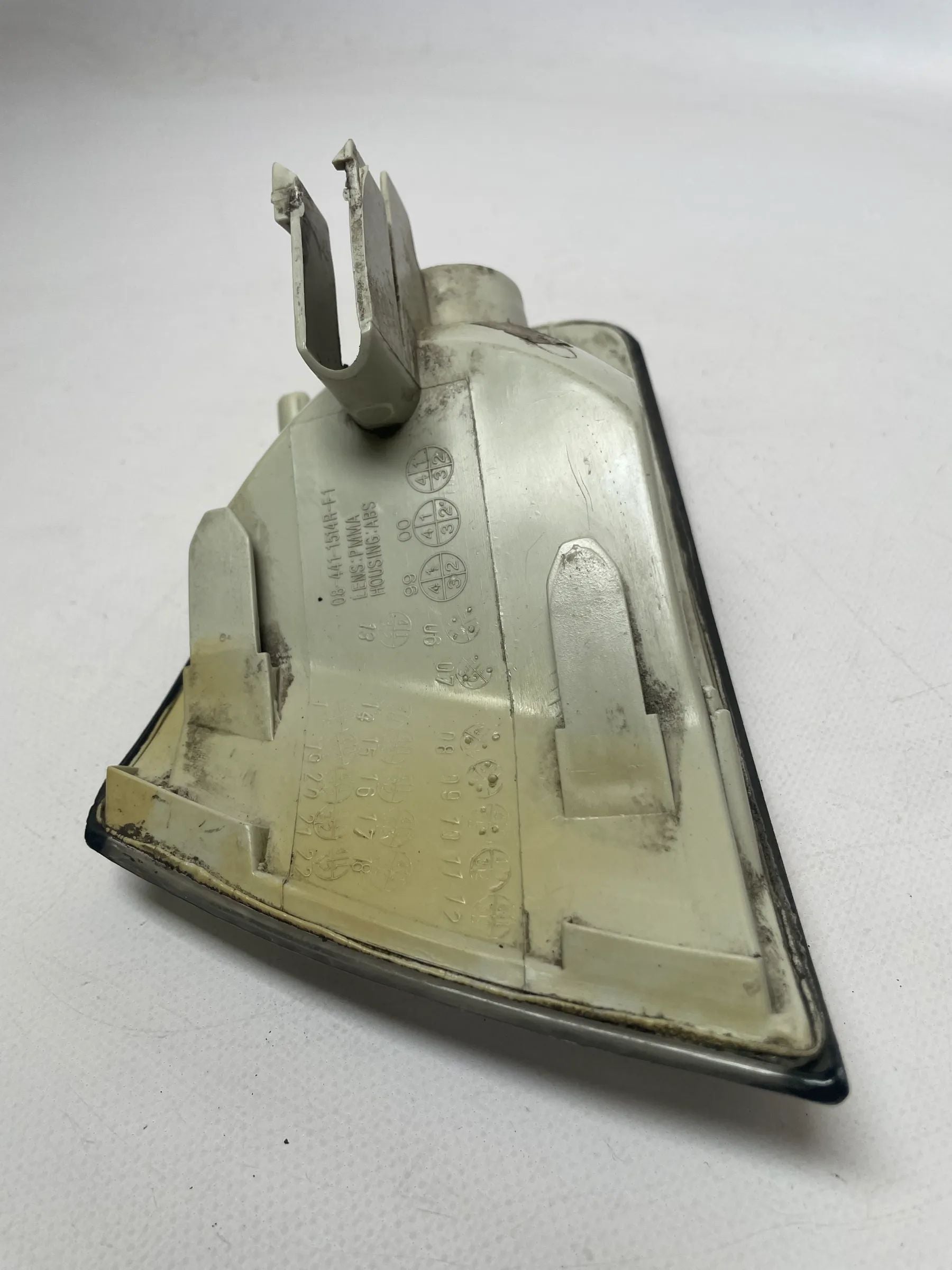 Original Audi A4 (8D2) Blinker Rechts Vorne 084411514