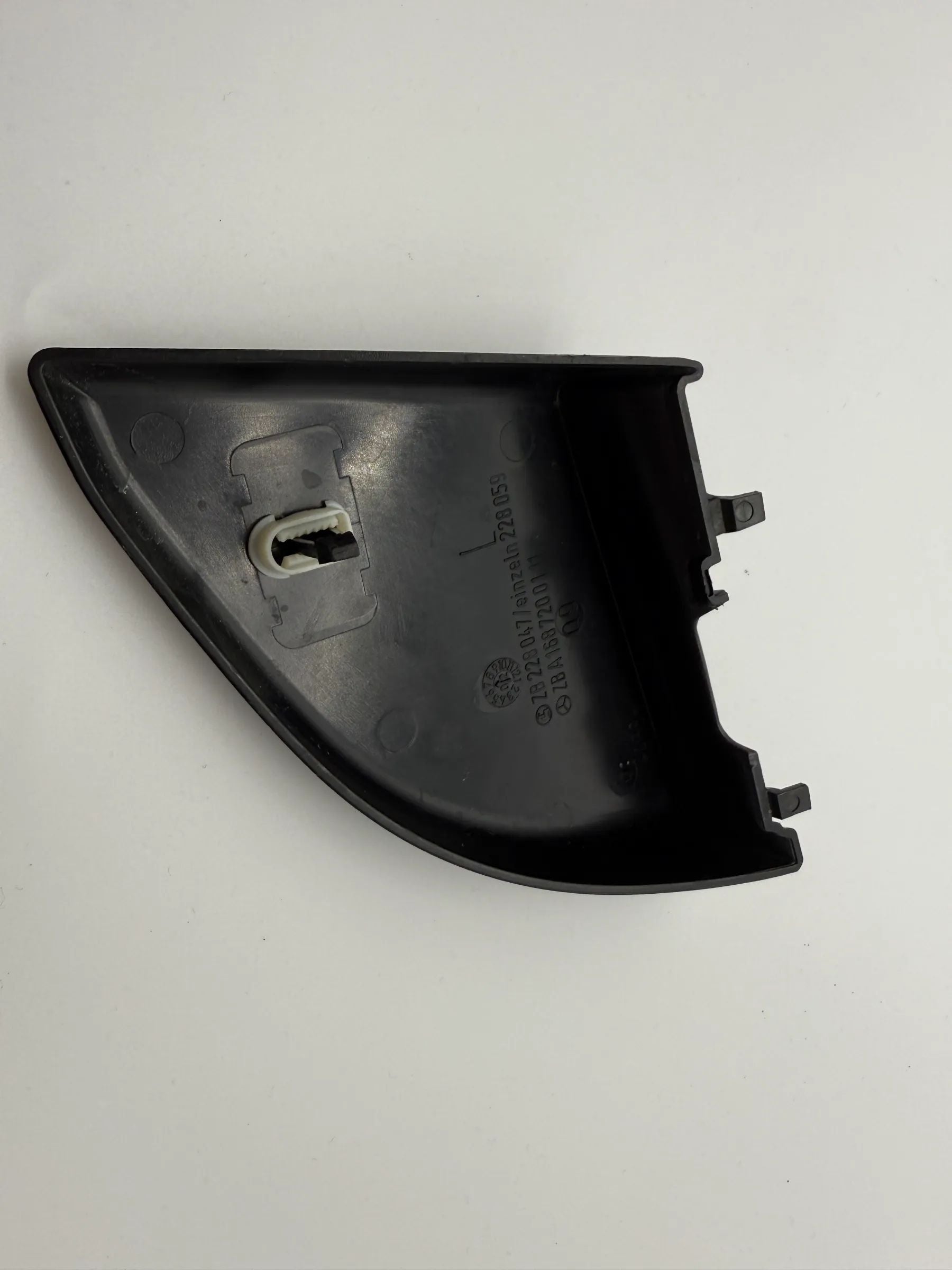 Original Mercedes-Benz A-Klasse Innenverkleidung Dreieck Links A1687200111