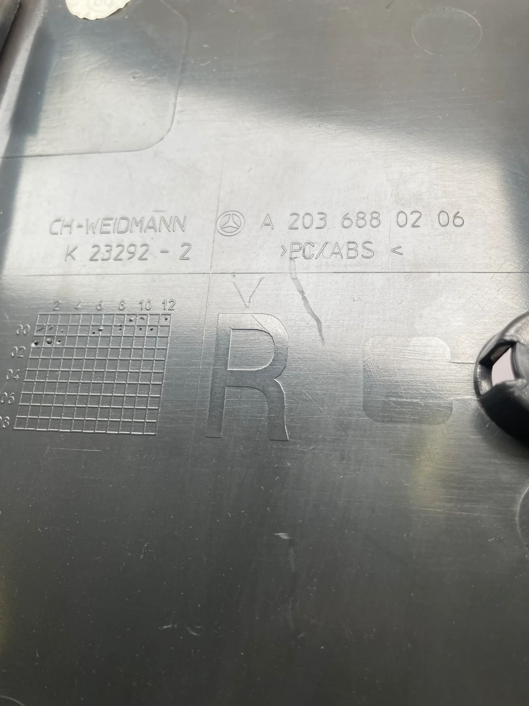 Original Mercedes-Benz C-Klasse (CL203) Innenverkleidung A-Säule A2036880206