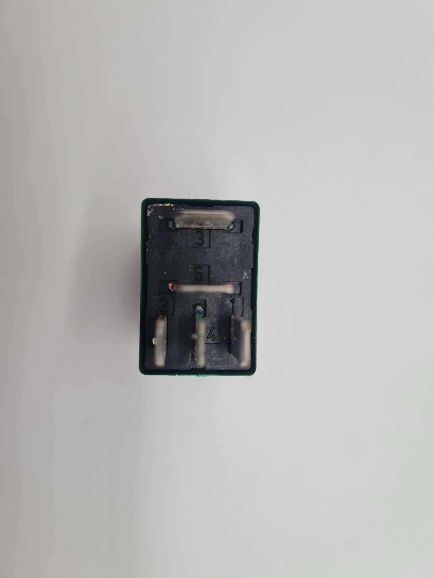 Original BMW 1er/2er/3er/5er/6er/X1/X2/X3/X5 Relais 61366901469