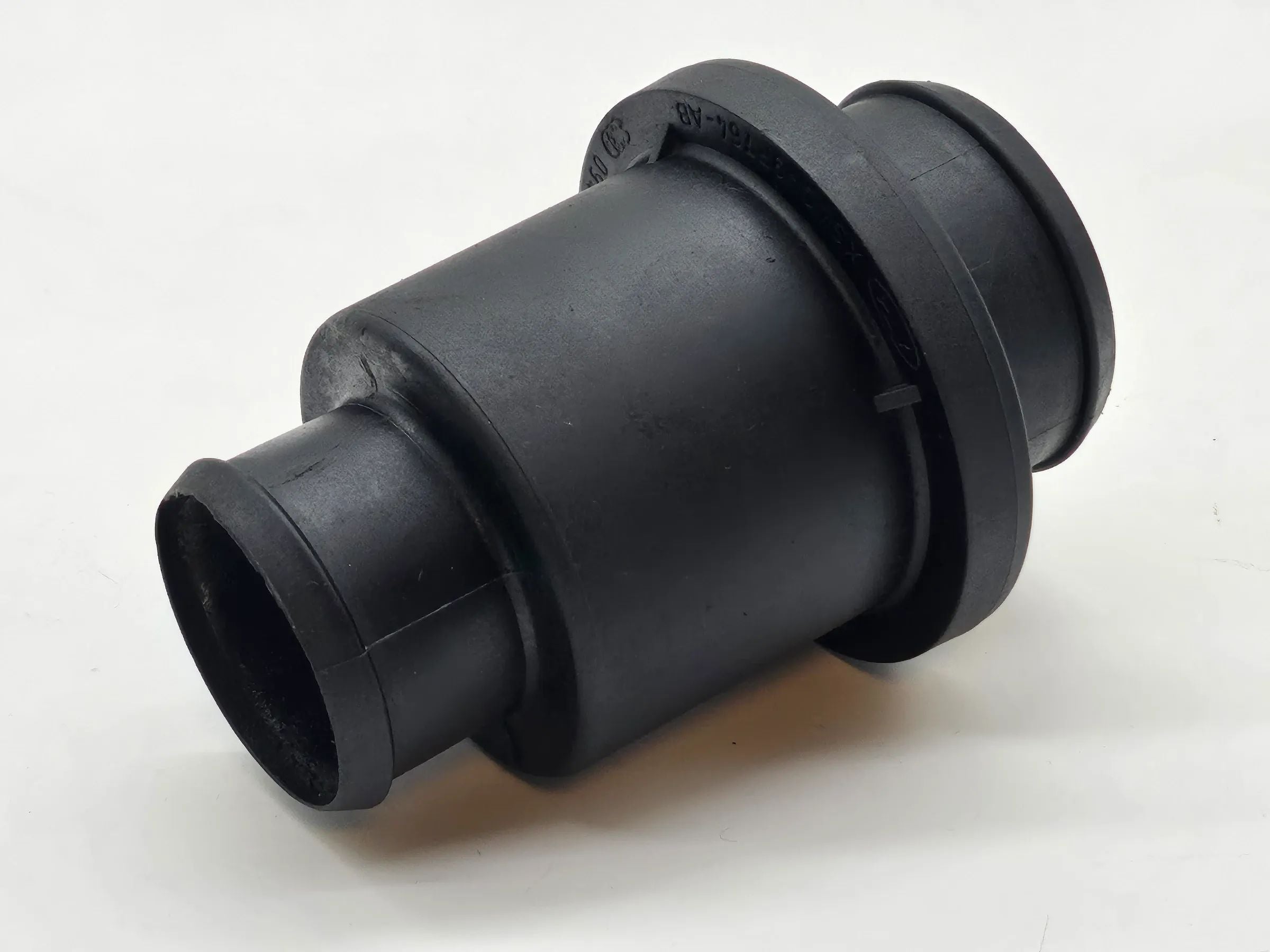 Original Ford Focus Turnier  1.8 DI Zusatzsauggeräuschdämpfer XS4Q9F764AB