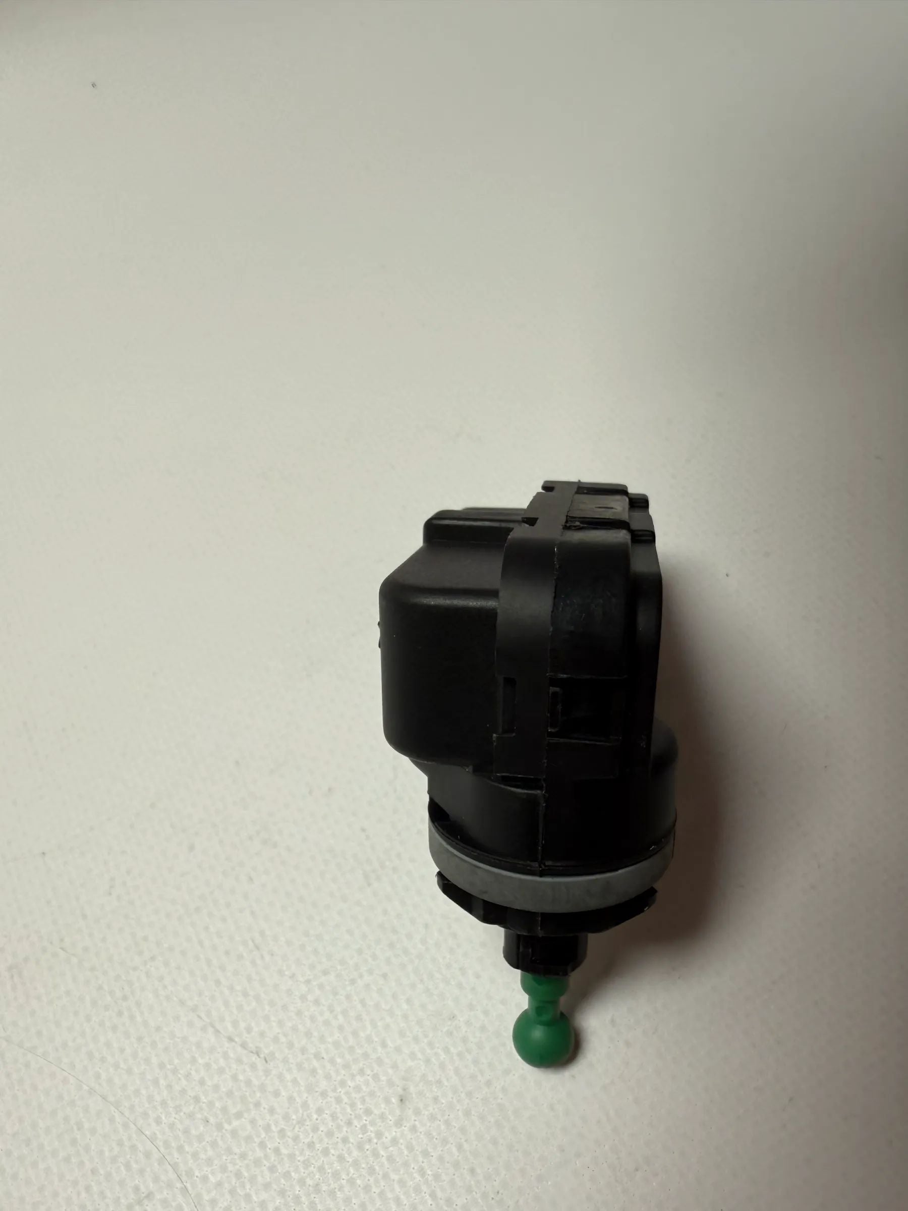 Original VW AUDI Seat Passat Regulador de Altura dos Faróis LWR Valeo 1J0941295F