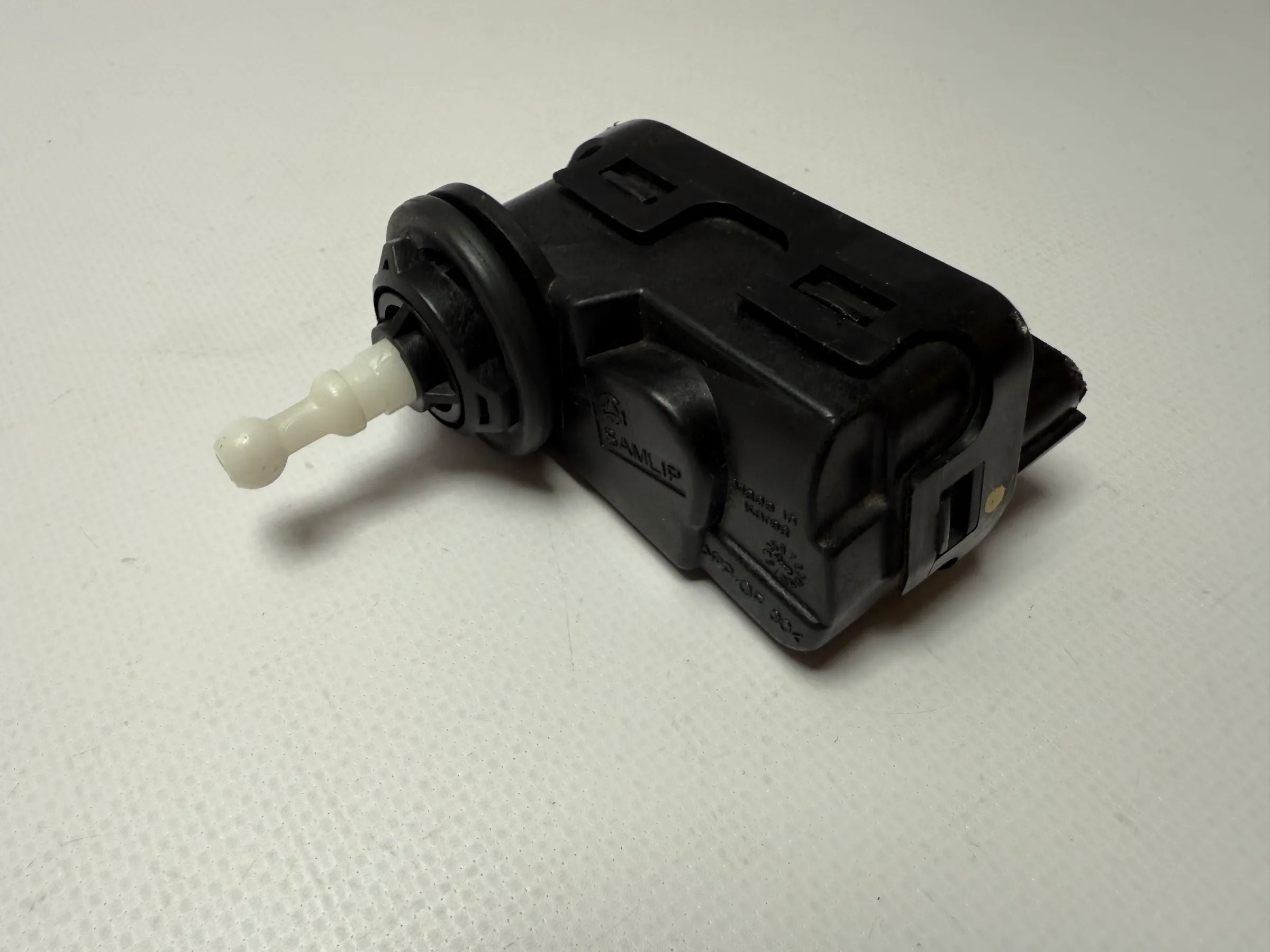 Régulation de la portée des phares d'origine Kia Hyundai LWR 56B G 31