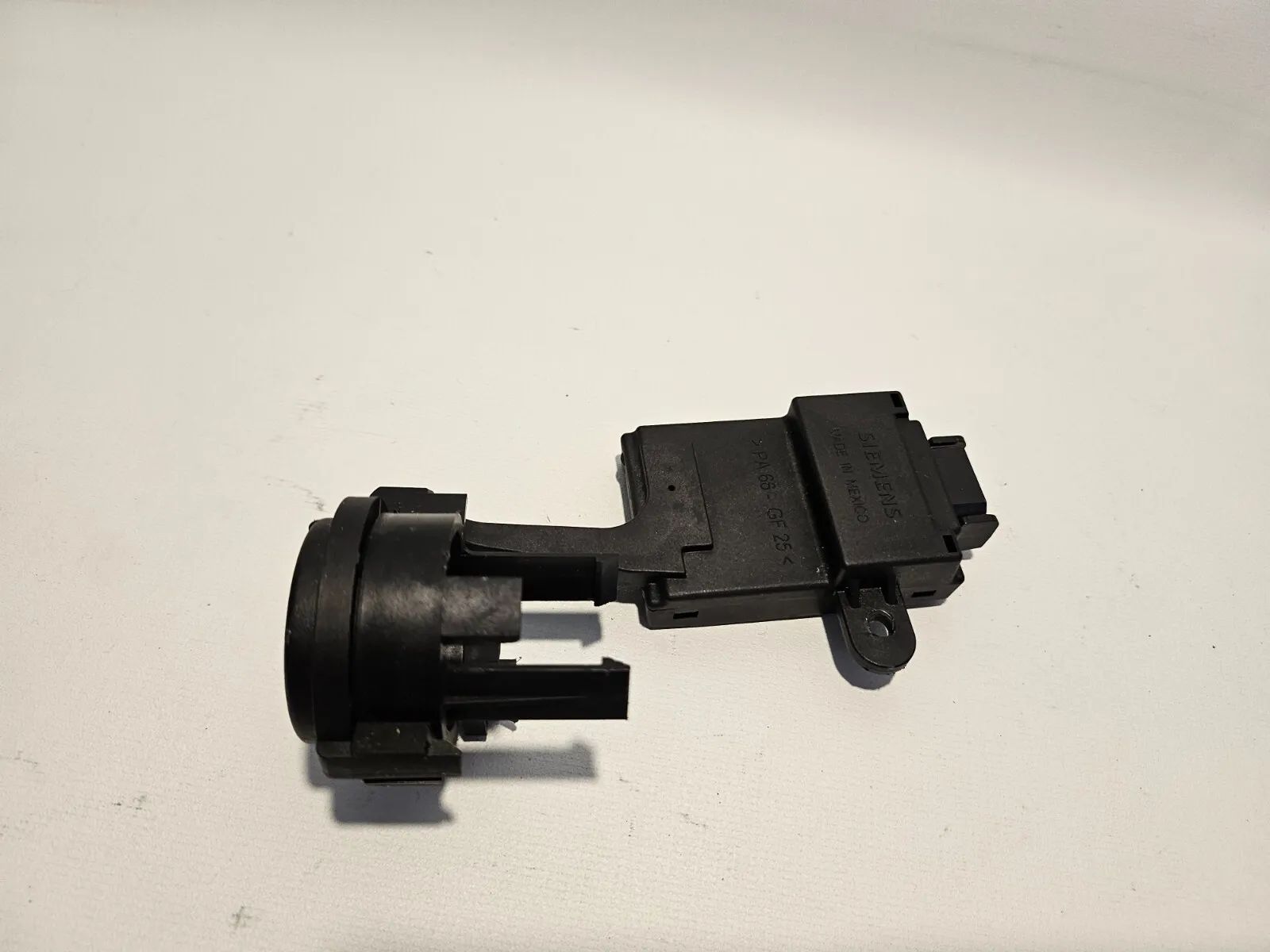 original Chrysler Voyager inmovilizador bloqueo de arranque transmisor P04686665AC