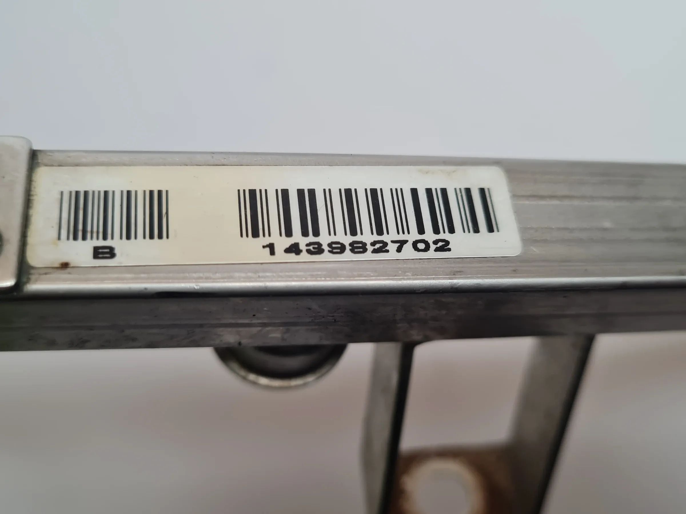 BMW X5 E53 3,0 i xDrive 306S3 M54 M54B30 Einspritzleiste 143982702 Original