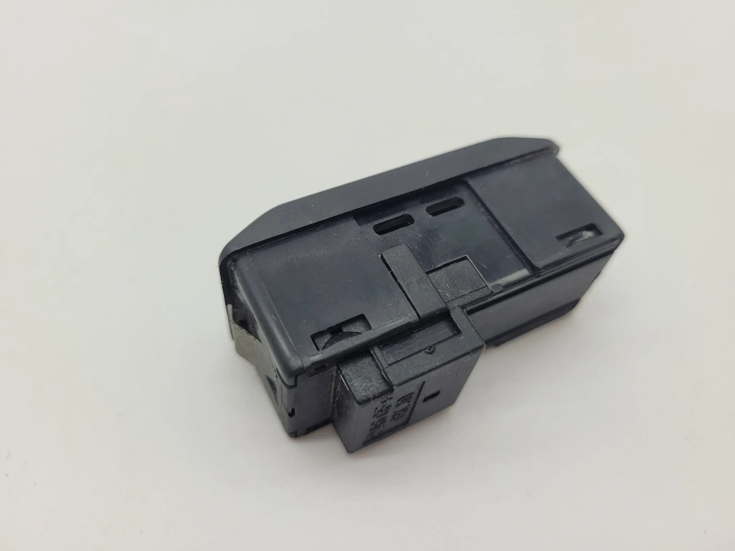 BMW 5er Touring E39 Schiebedach Schalter 61.31-8352182 (Original)