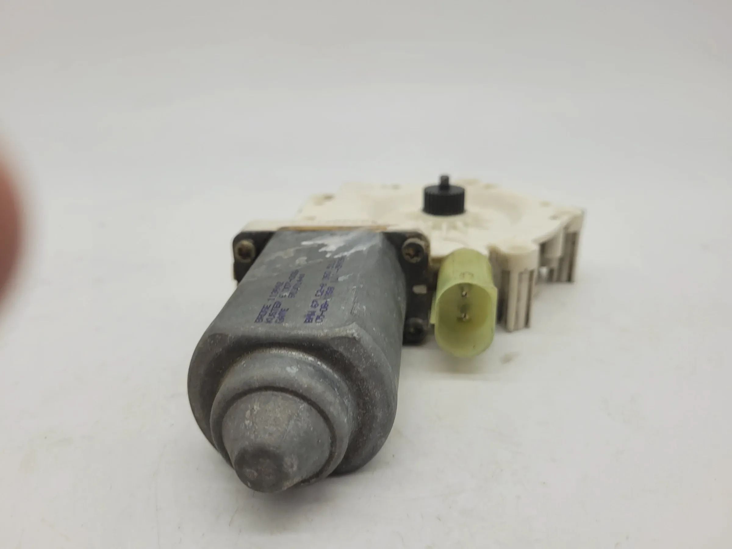 BMW 5er Touring E39 Fensterhebermotor Hinten Rechts 67.62-8360511 Original