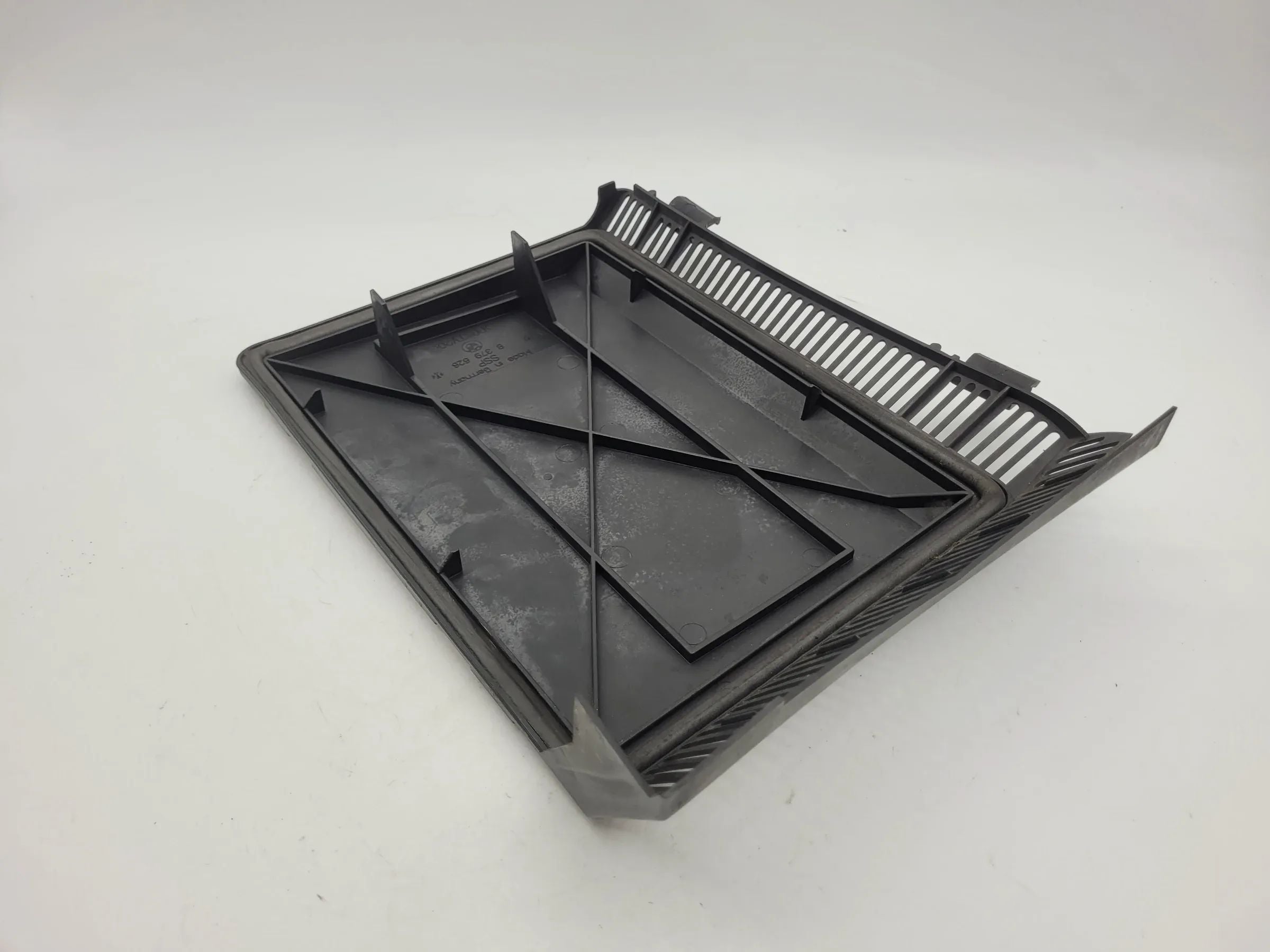BMW 5er Touring E39 Pollenfilter Gehäuse Deckel Rechts 64.31-8379626 Original