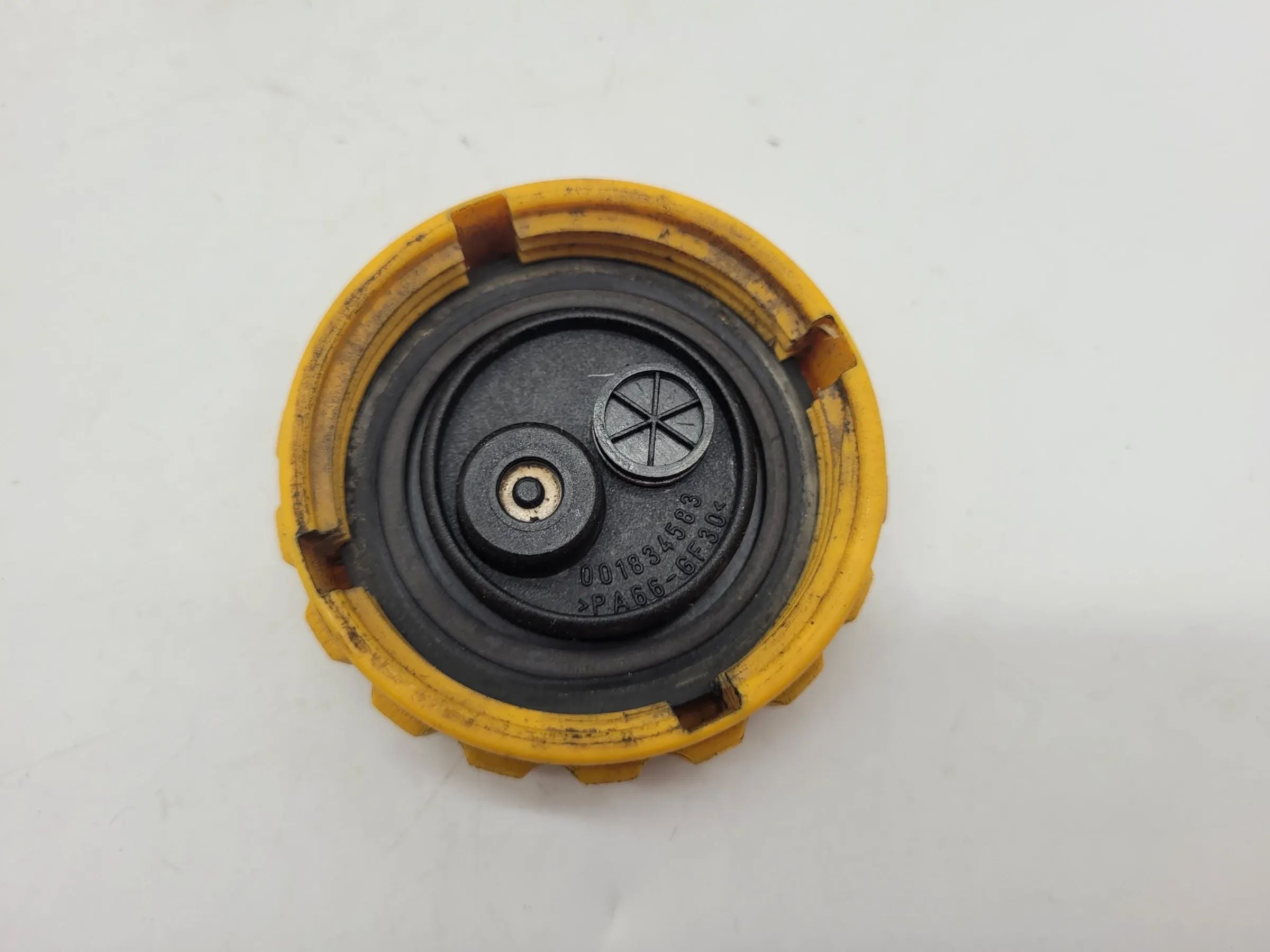 Original Opel Astra G T98 Deckel Verschluss Ausgleichsbehälter 001834583