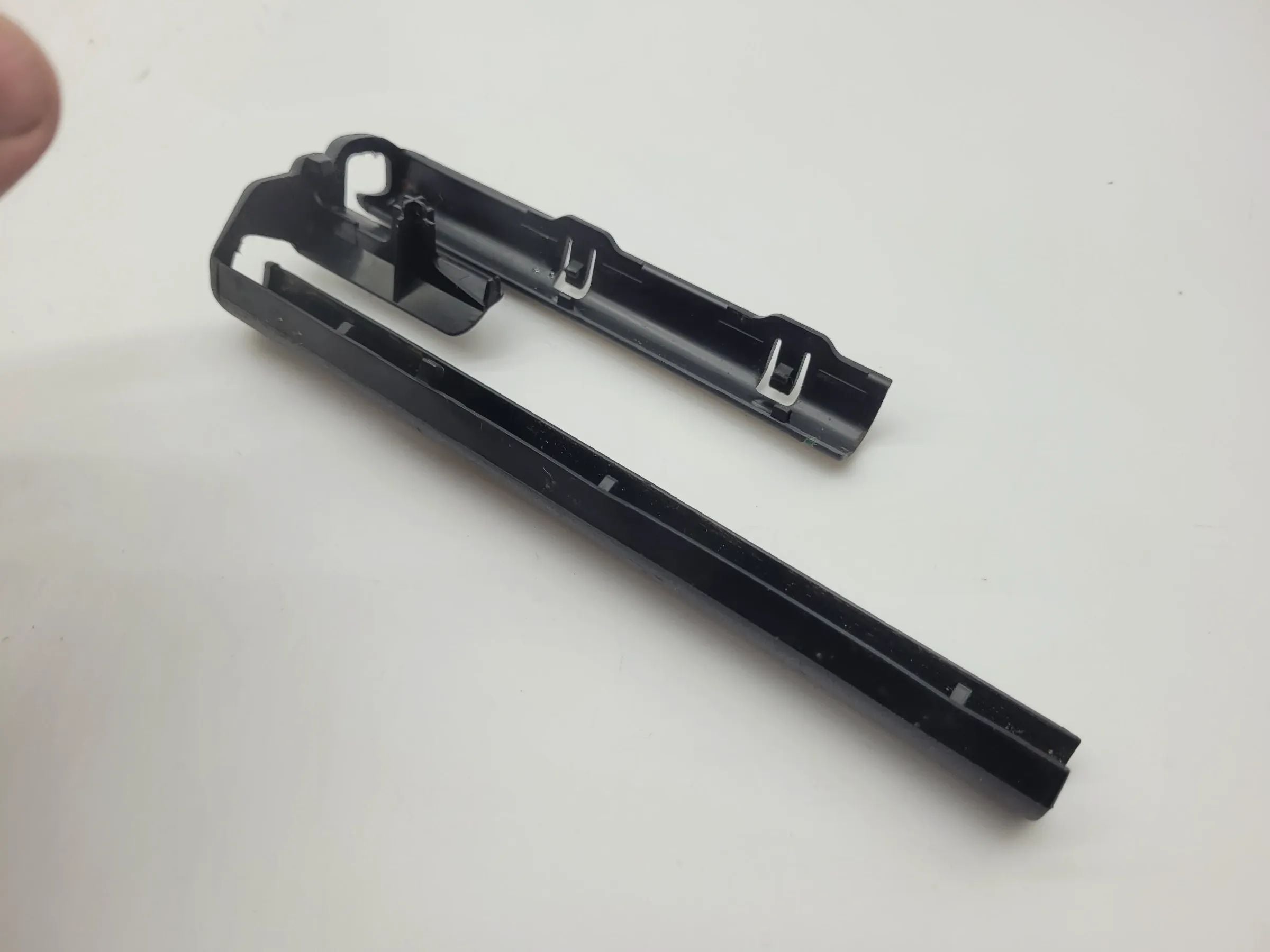 BMW 7er E38 Abdeckung Sitzschiene Rechts Vorne 52.10-8207206 Original
