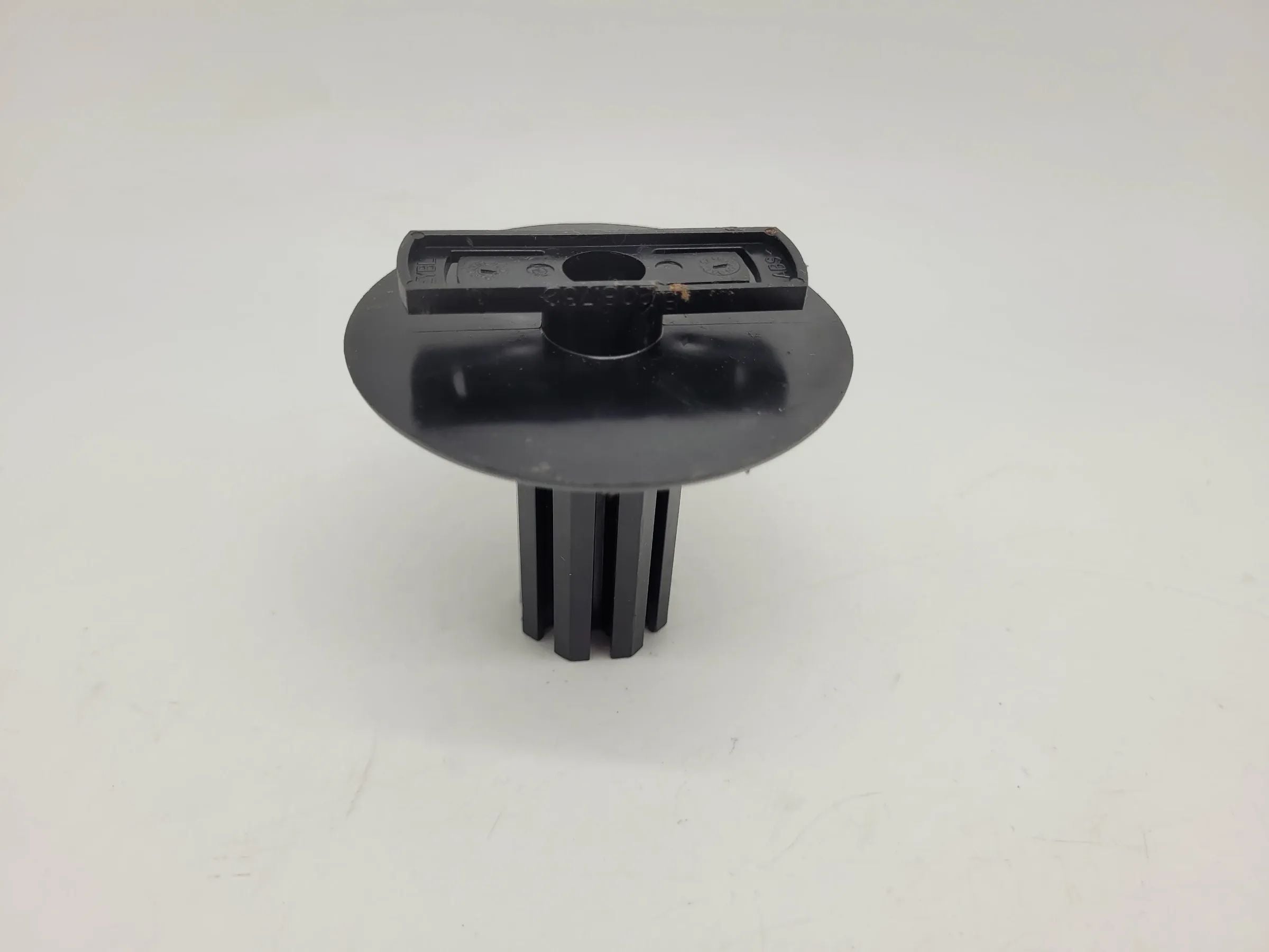 BMW 5er E39 Trennwand Mittelstück Kofferraum 8208731 (Original)