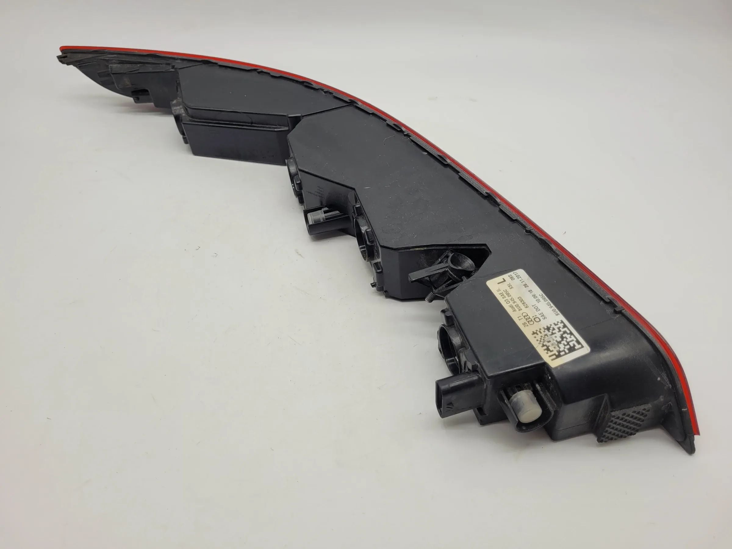 Original Audi Q3 (8UB/8UG) Rückleuchte/Rücklicht Links 8U0945096C