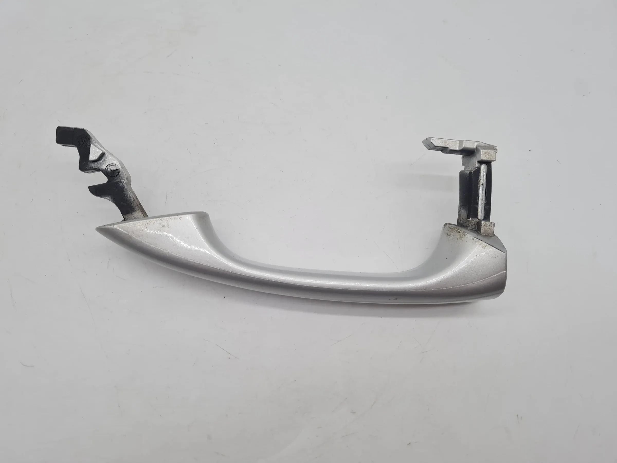 Original Mercedes-Benz C-Klasse (CL203) Türgriff Silber Rechts A2037600234